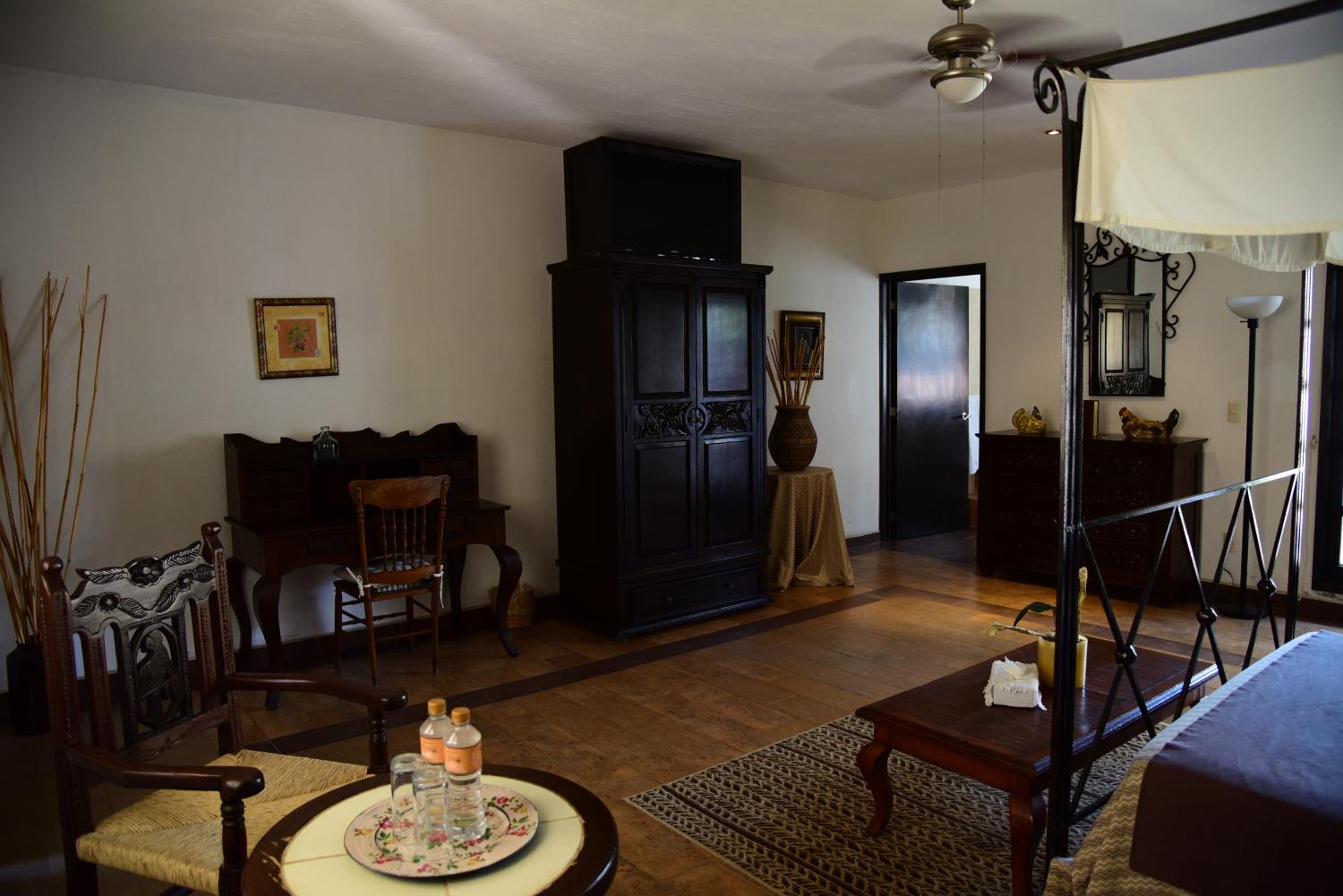 Suite photo 1