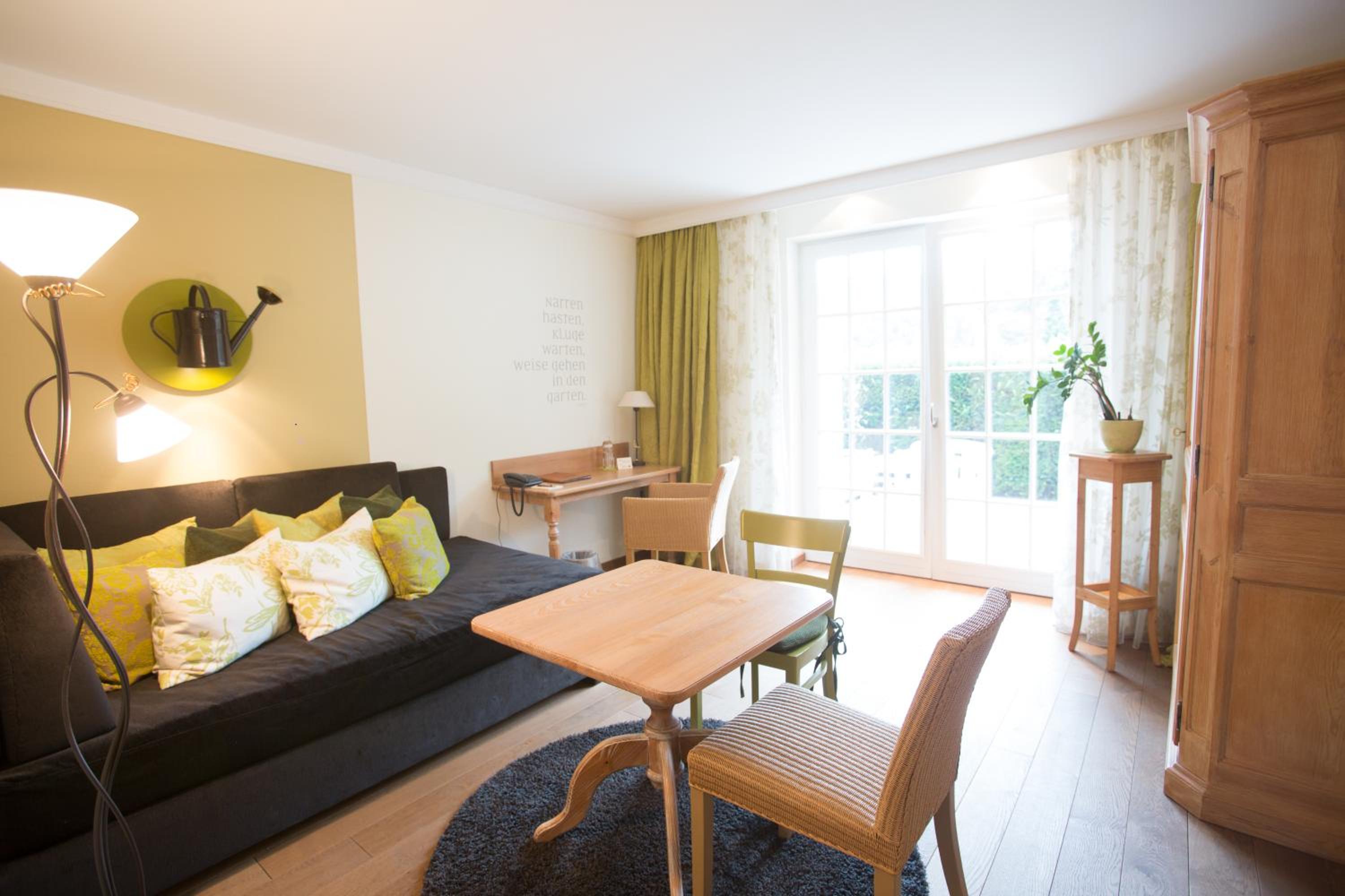 Suite with Terrace - Photo 6