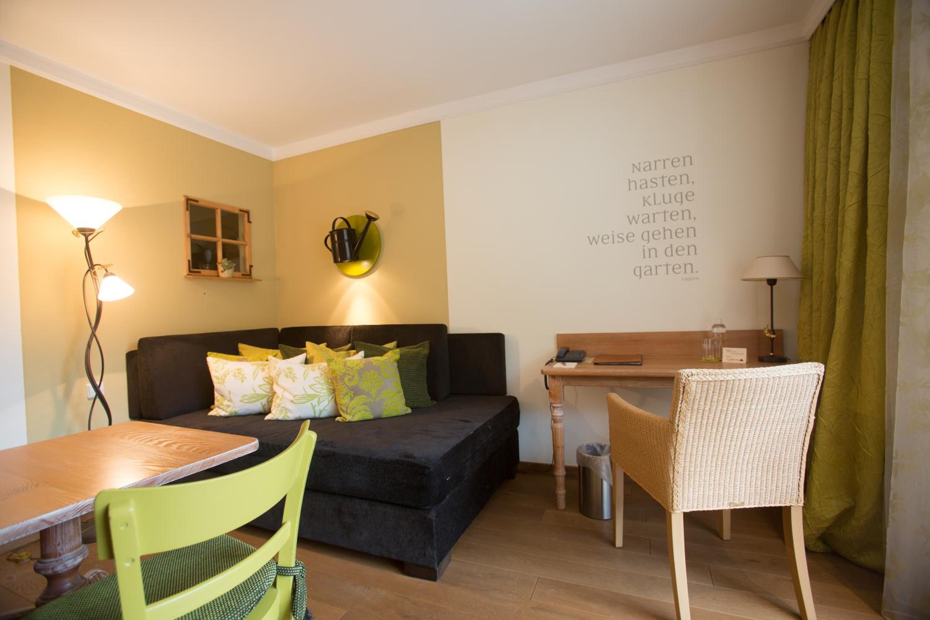Suite with Terrace - Photo 4
