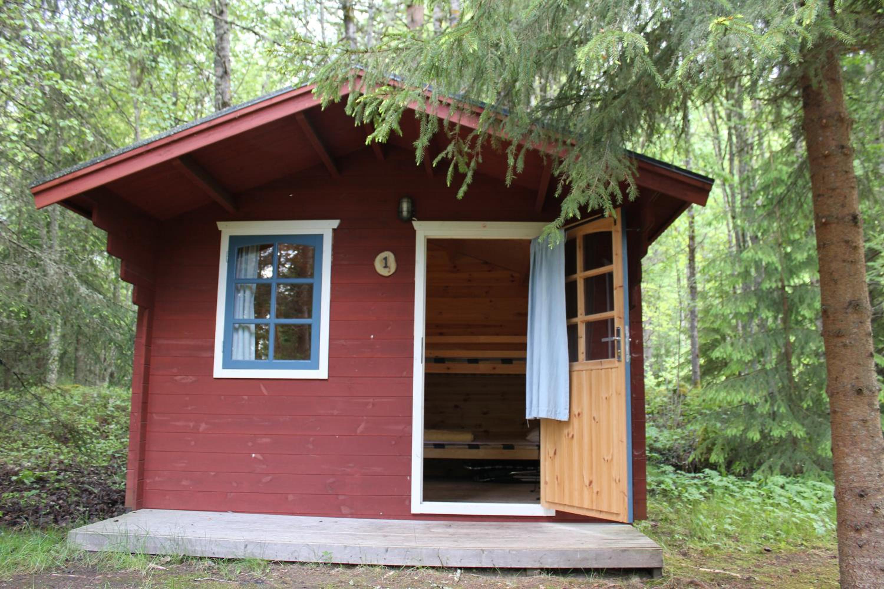 Economy Cottage with Kitchenette - Photo 1