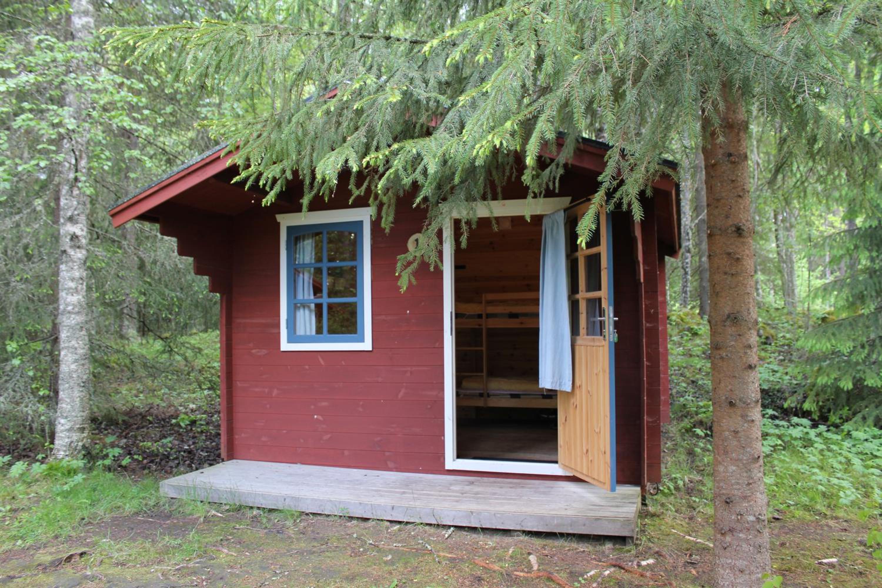 Economy Cottage with Kitchenette - Photo 11