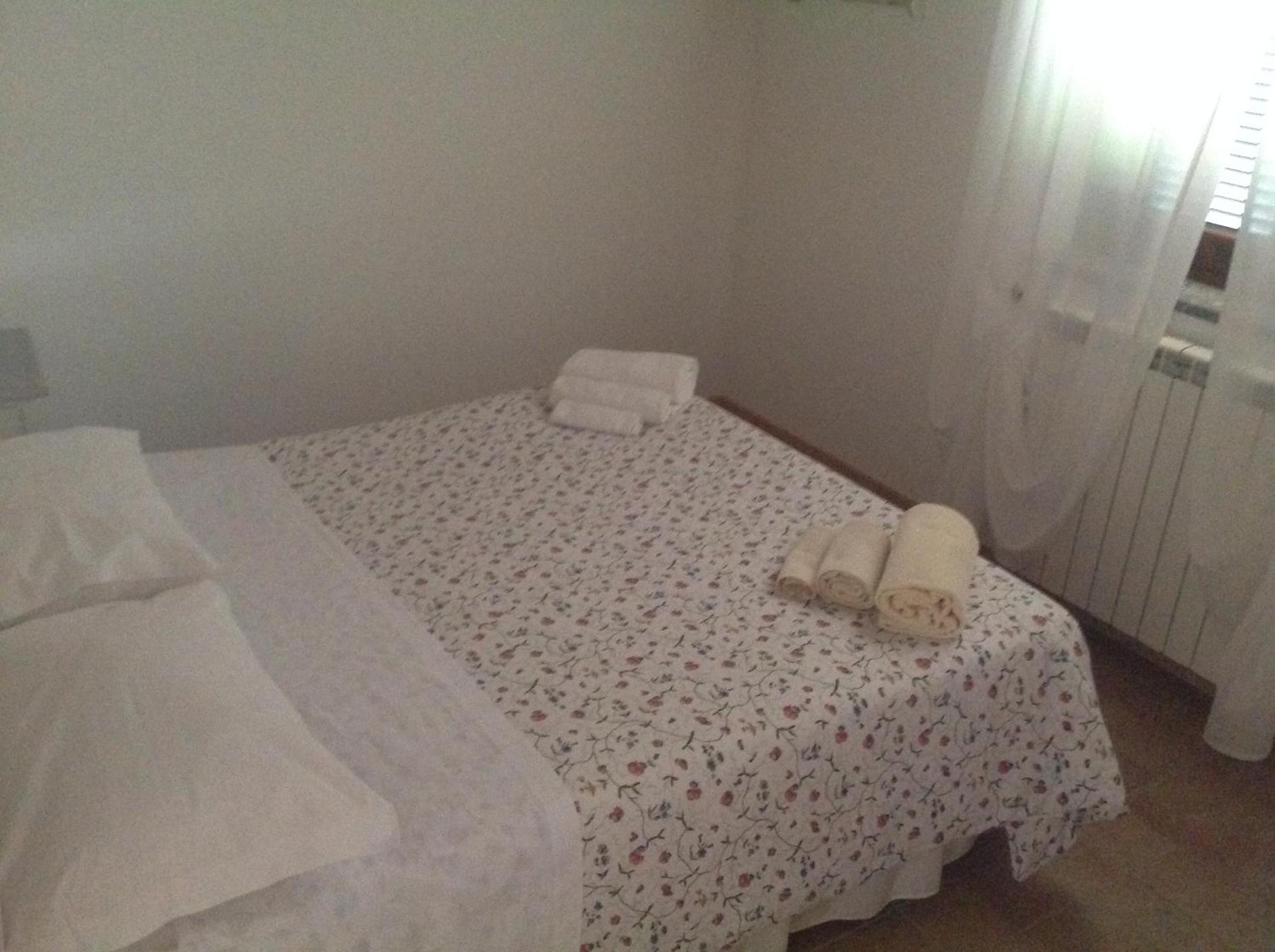 Double Room - Photo 1