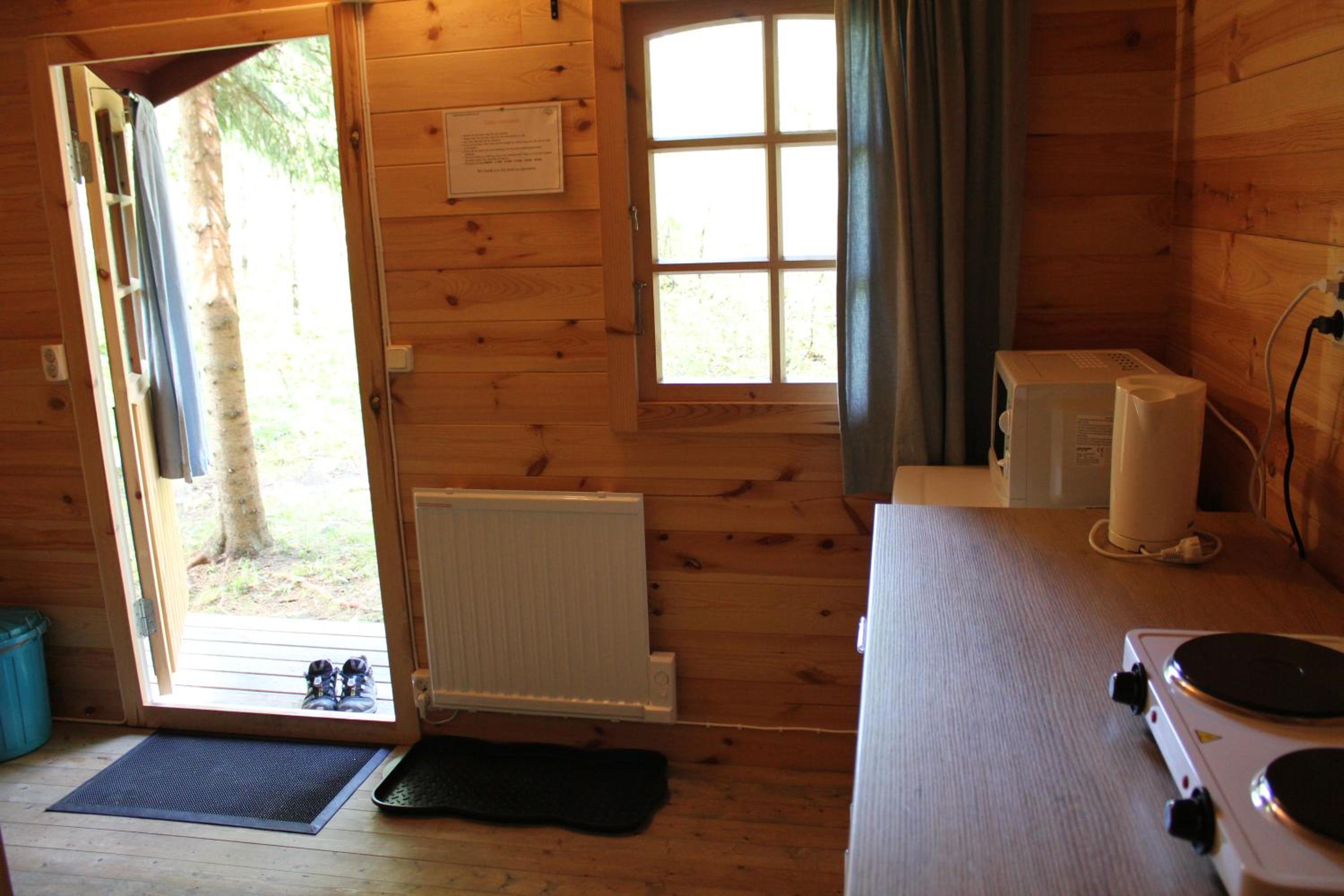 Economy Cottage with Kitchenette - Photo 25