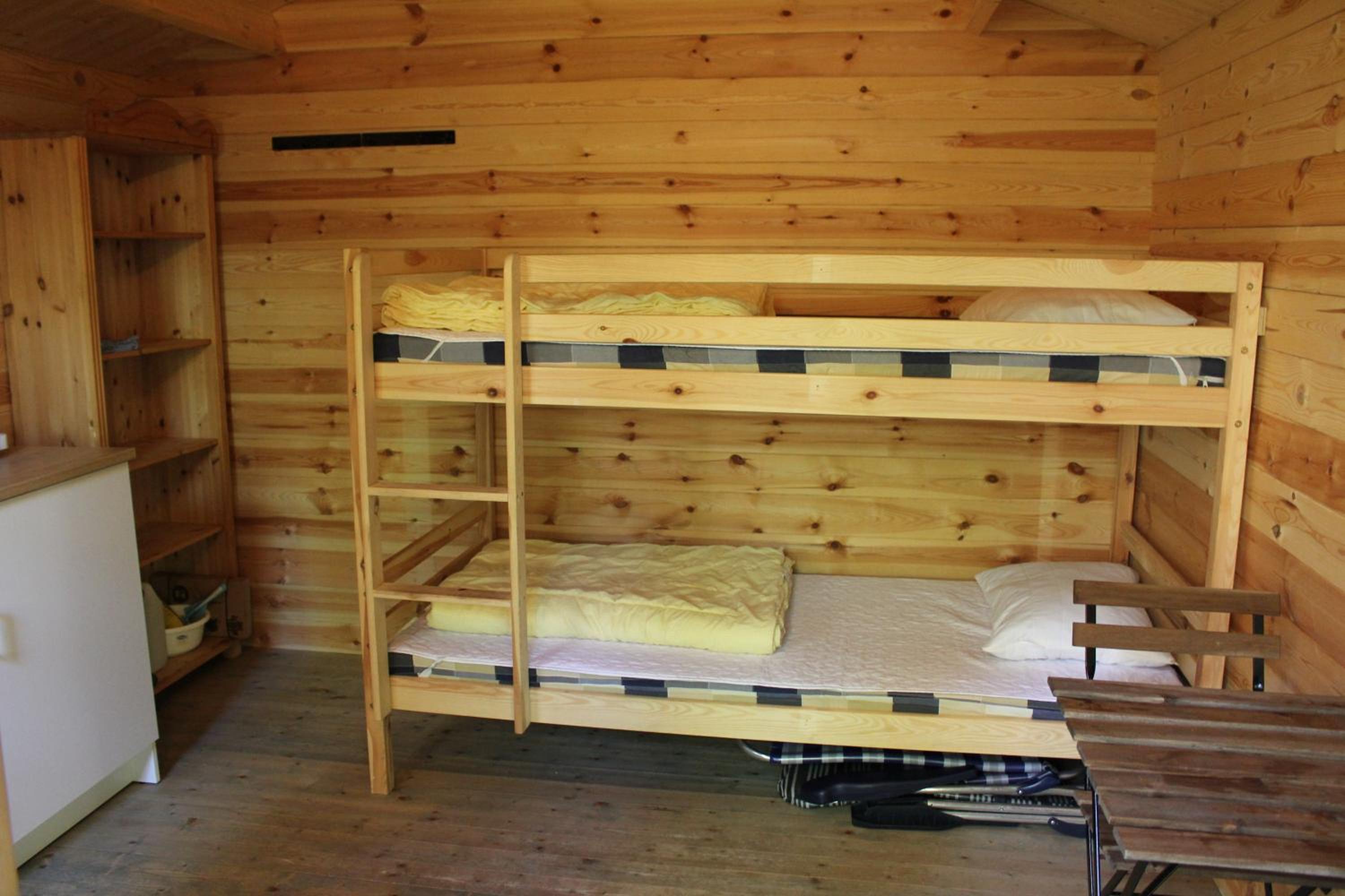 Economy Cottage with Kitchenette - Photo 23