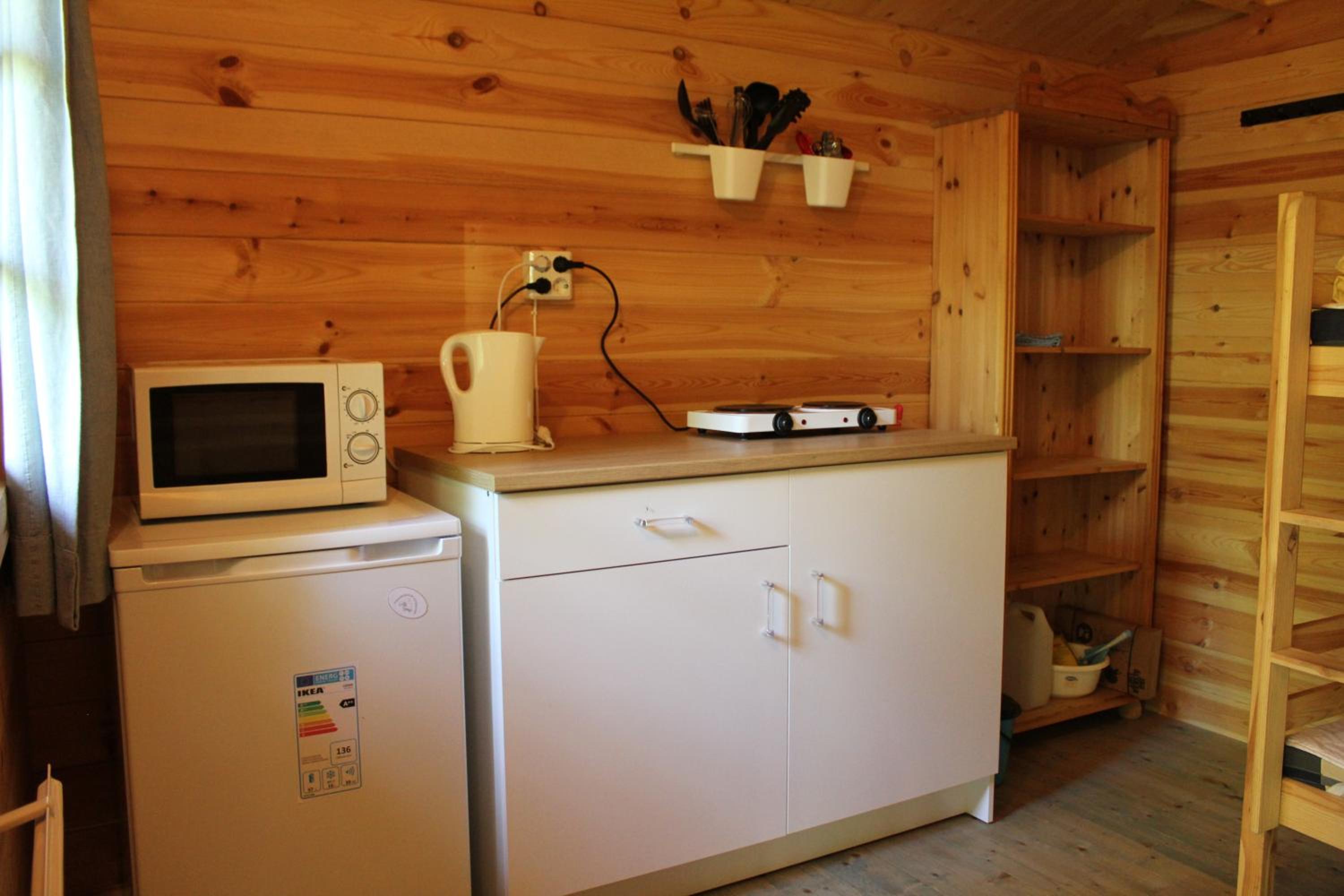 Economy Cottage with Kitchenette - Photo 19