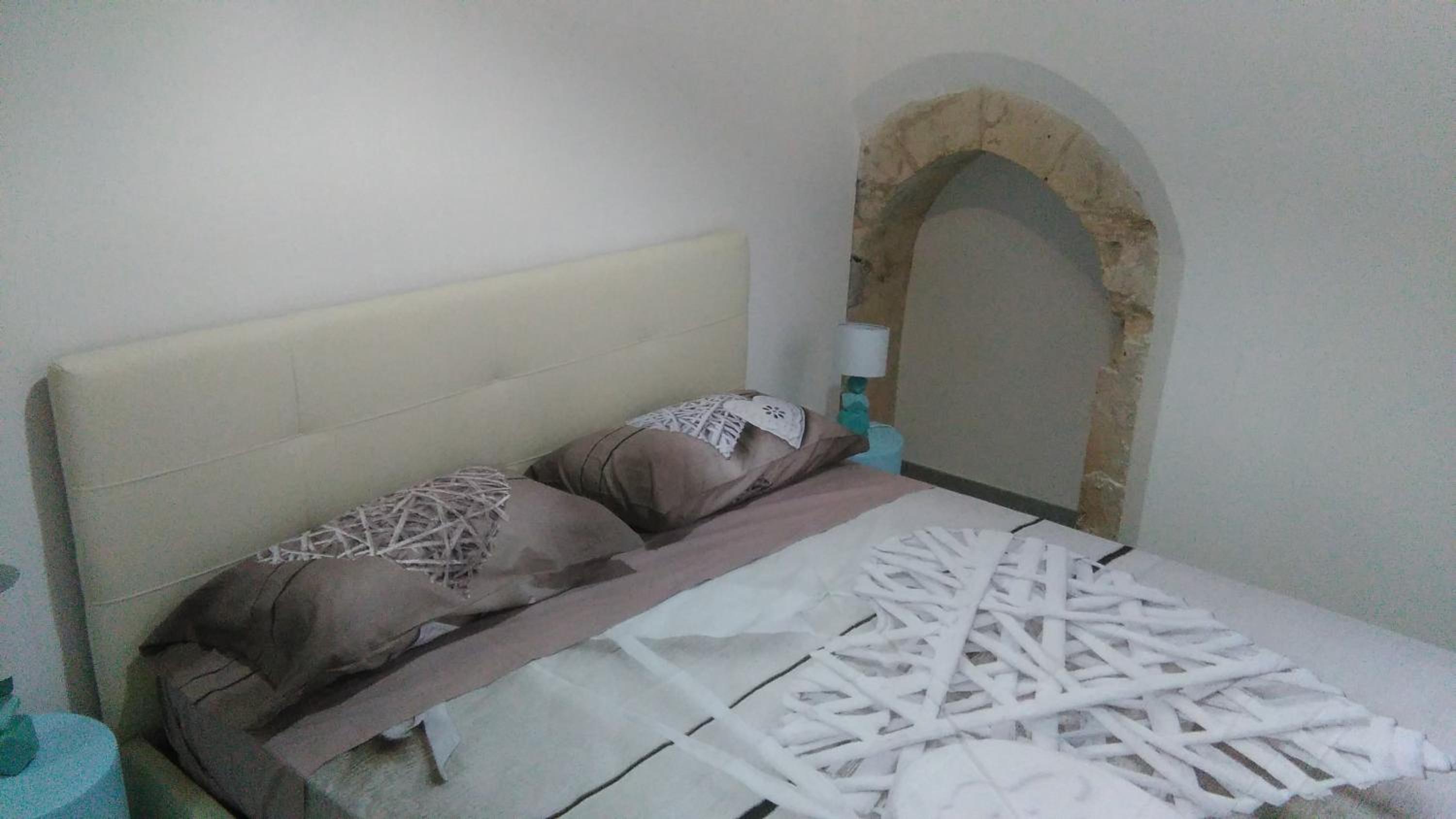 One-Bedroom Apartment - Photo 34