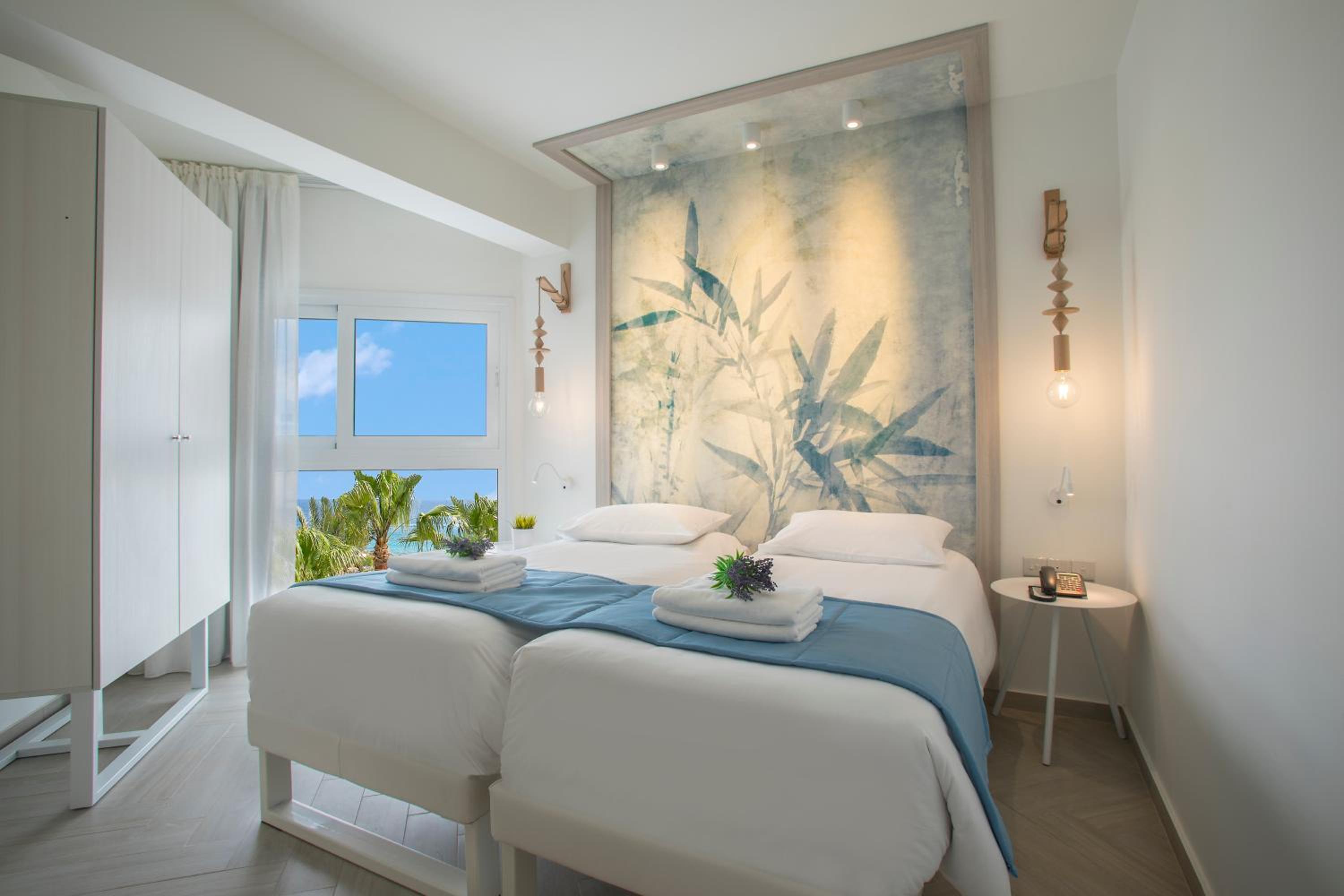 Twin Suite with Inland View photo 3