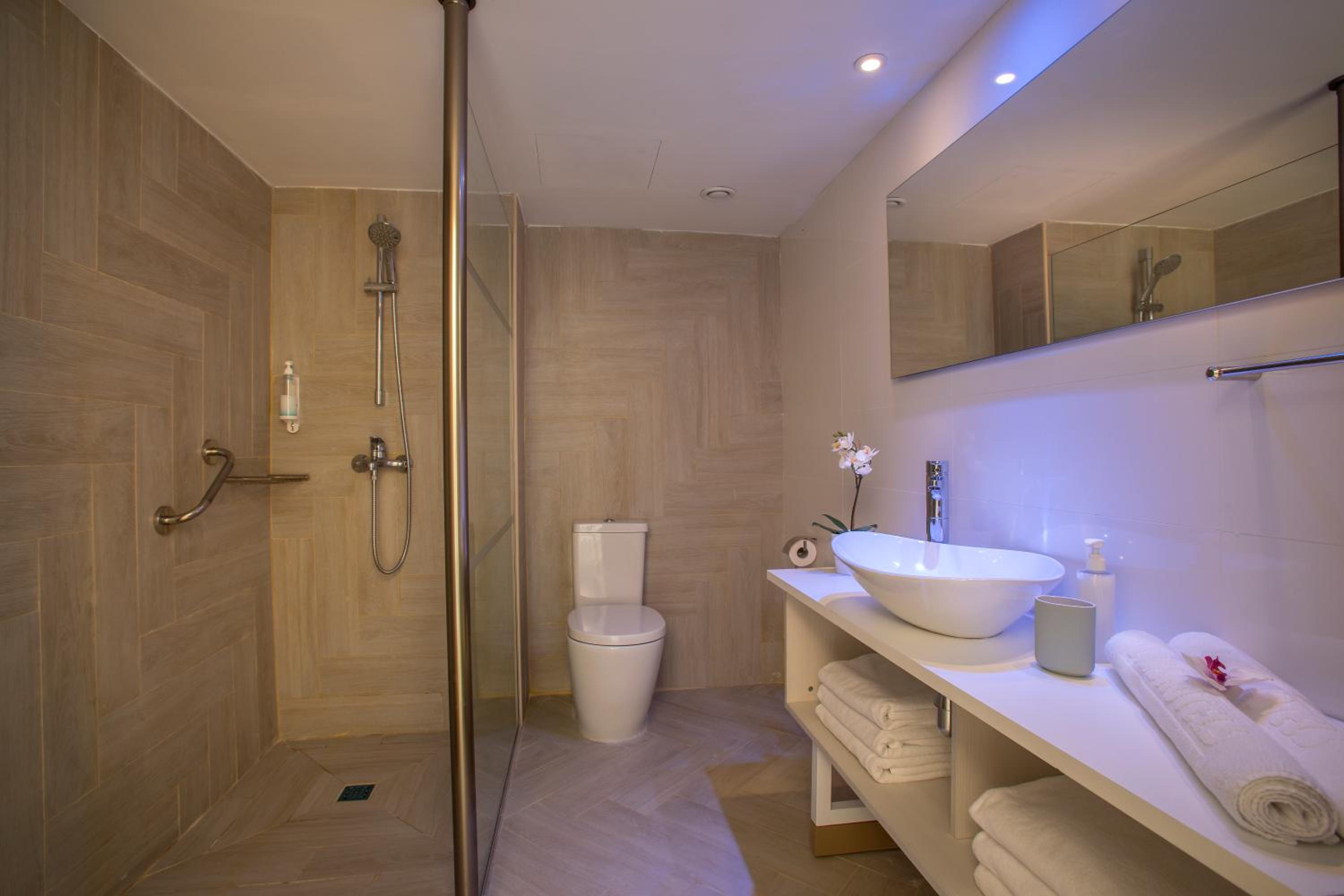 Double Suite with Sea View photo 3