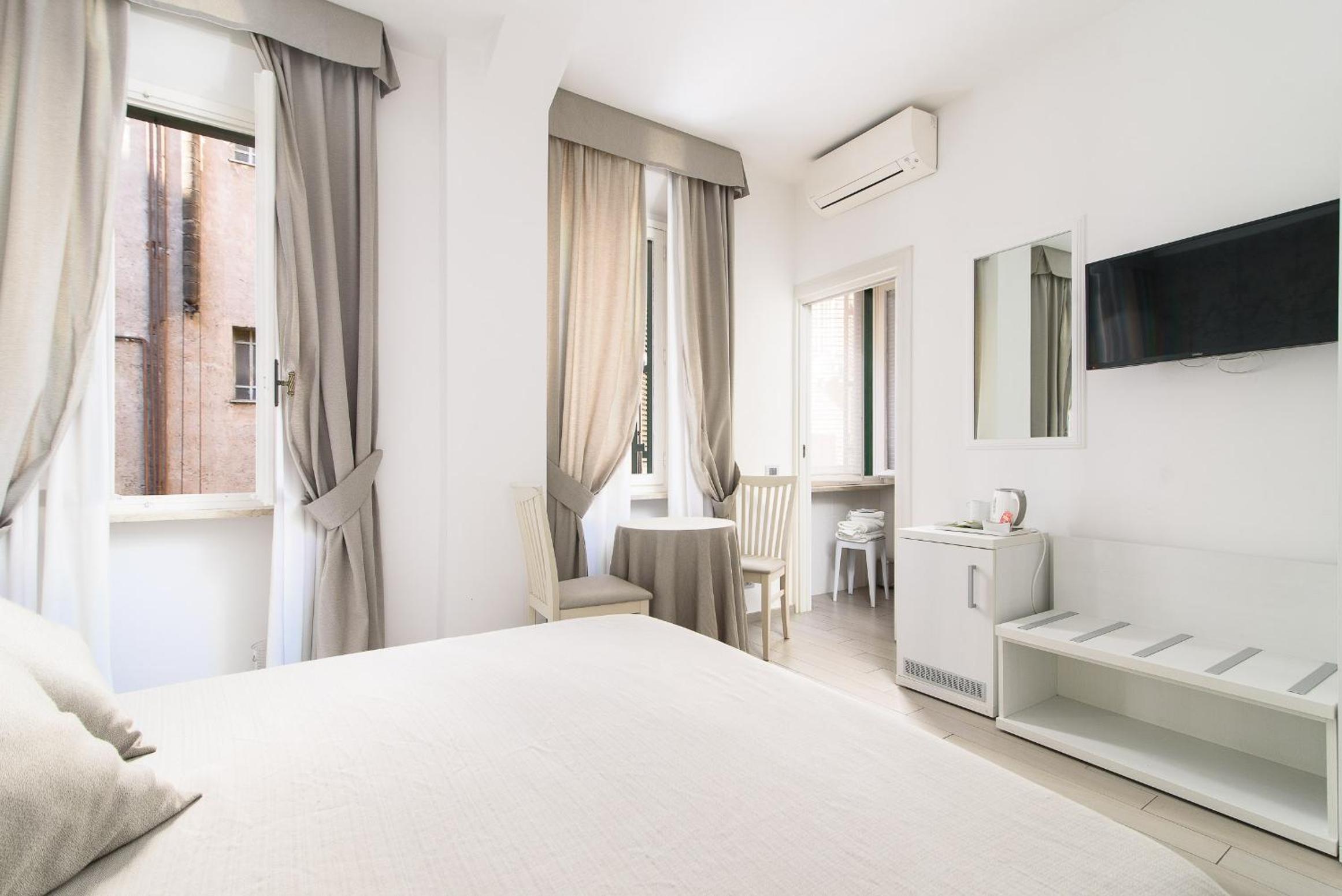 Double Room photo 2