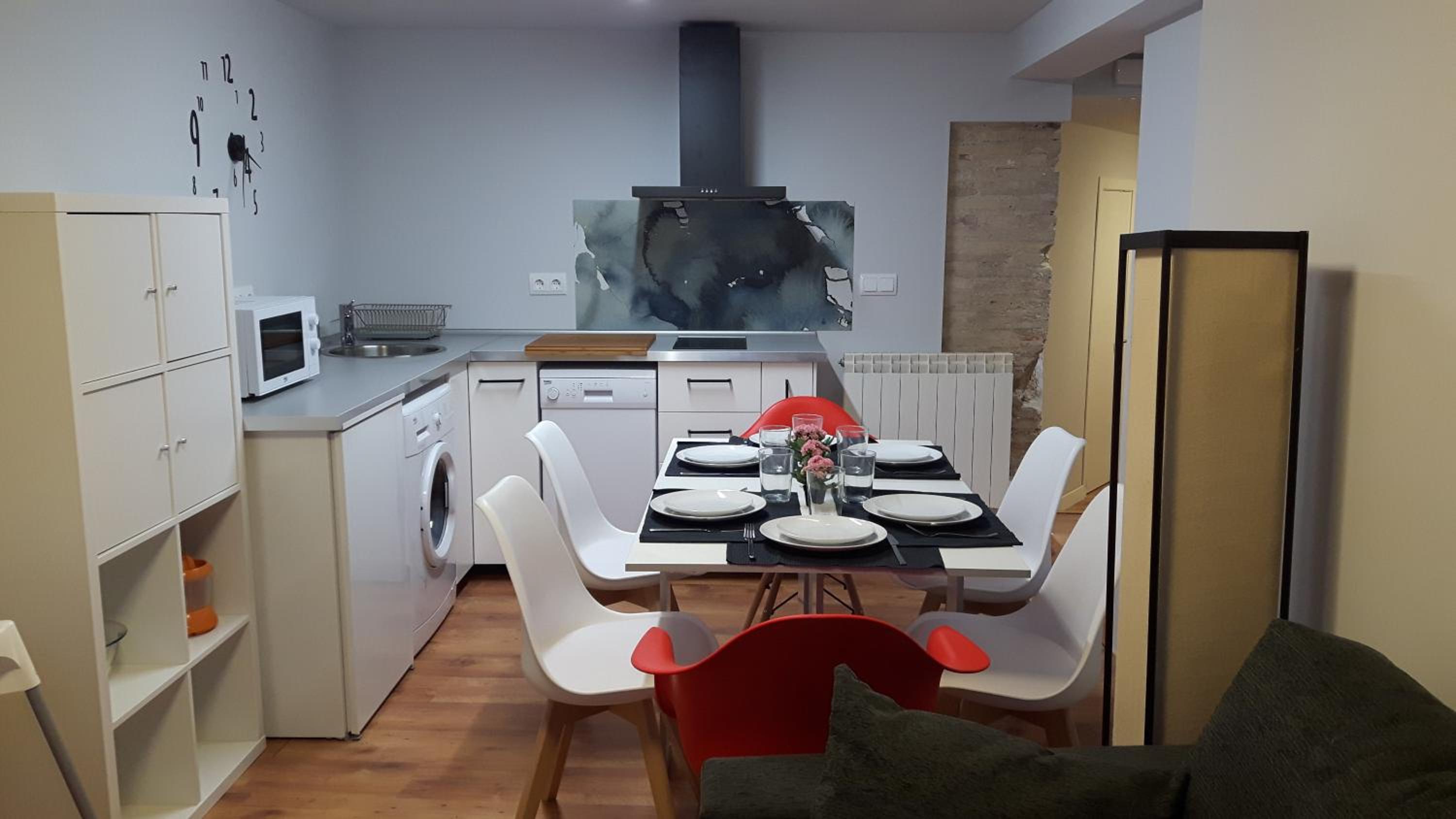 Two-Bedroom Apartment - Photo 13