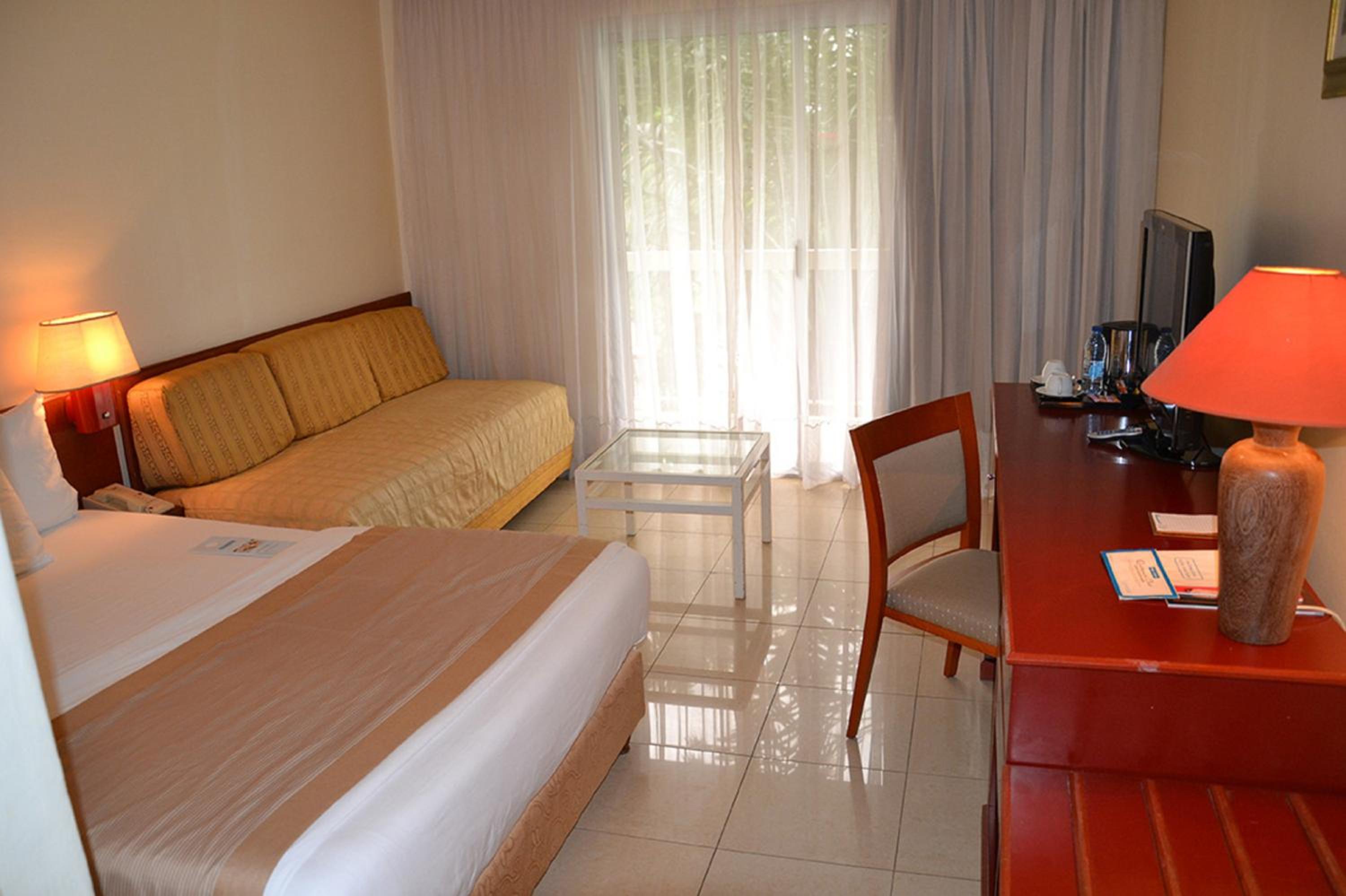 Comfort Double Room with Pool View photo 1