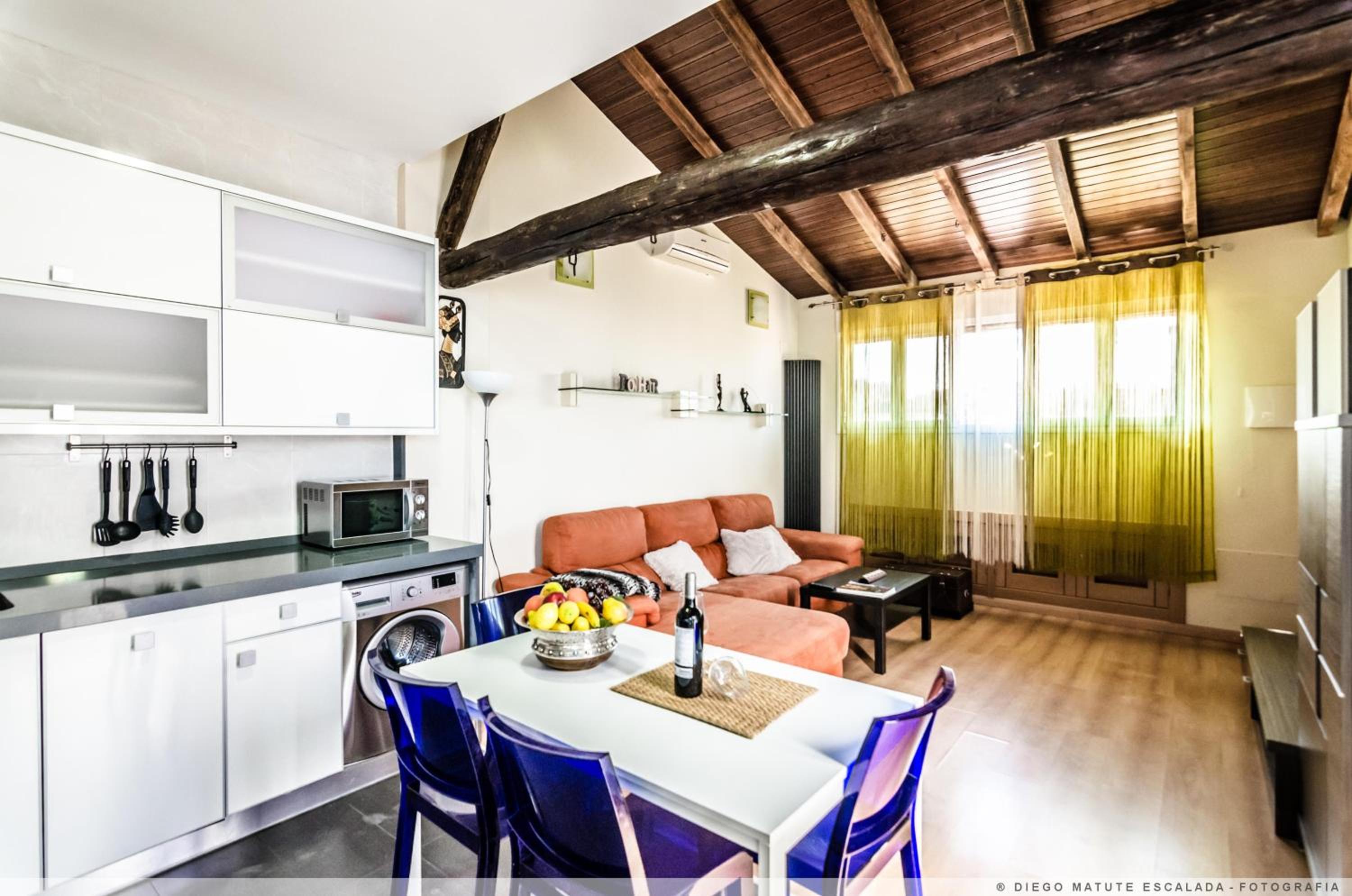 Penthouse Apartment - Photo 1