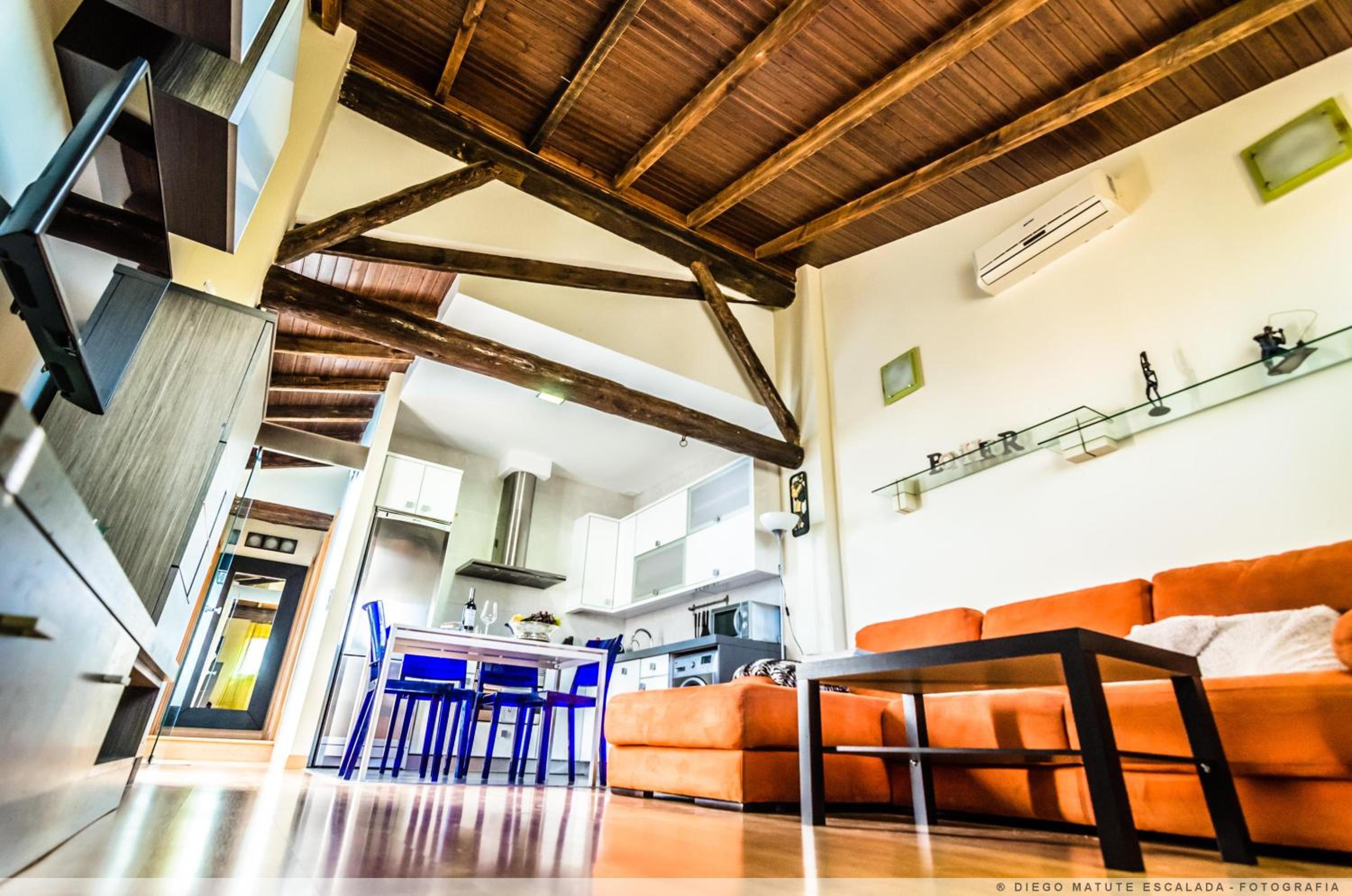 Penthouse Apartment - Photo 8