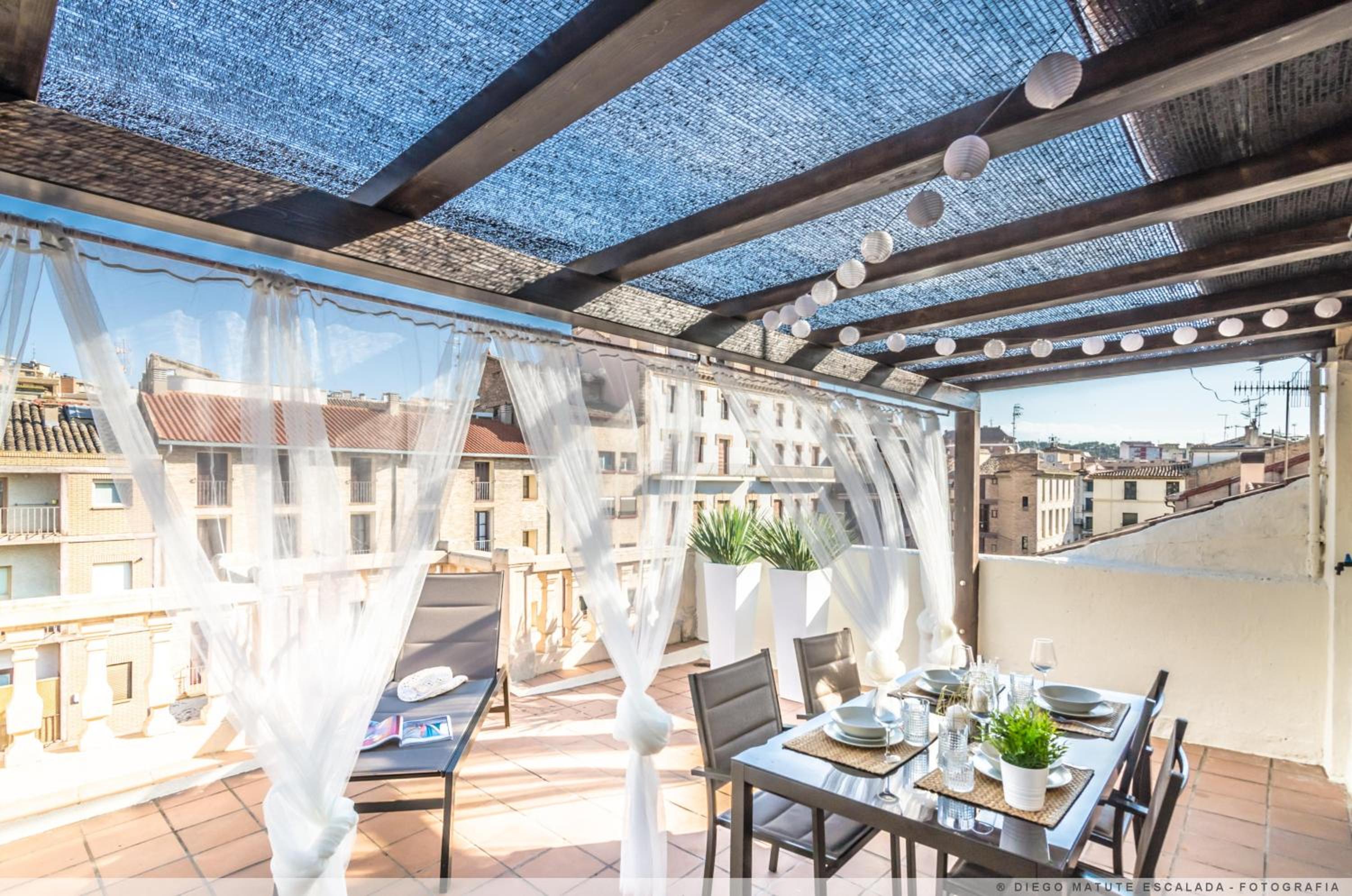 Penthouse Apartment - Photo 3