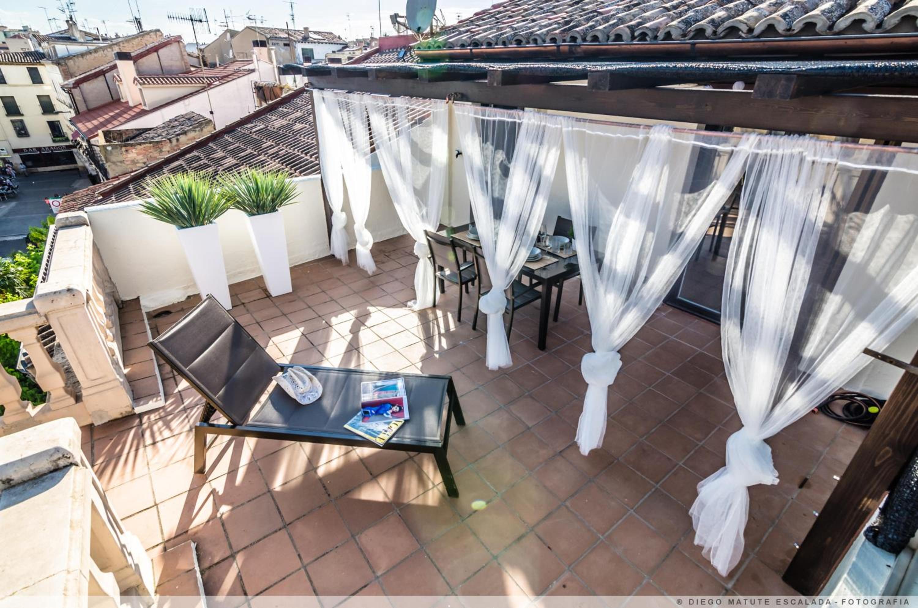 Penthouse Apartment - Photo 26
