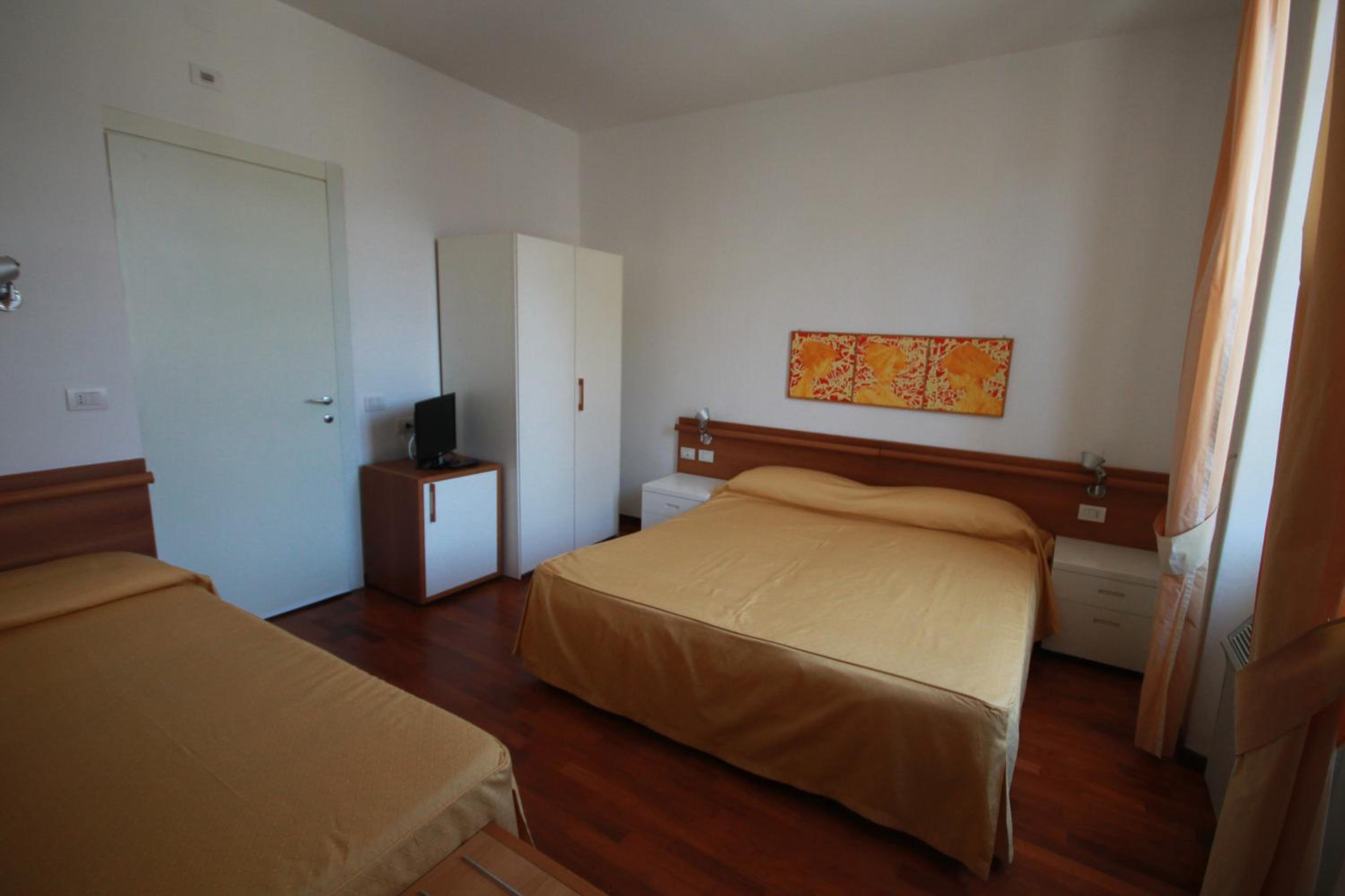 Comfort Triple Room