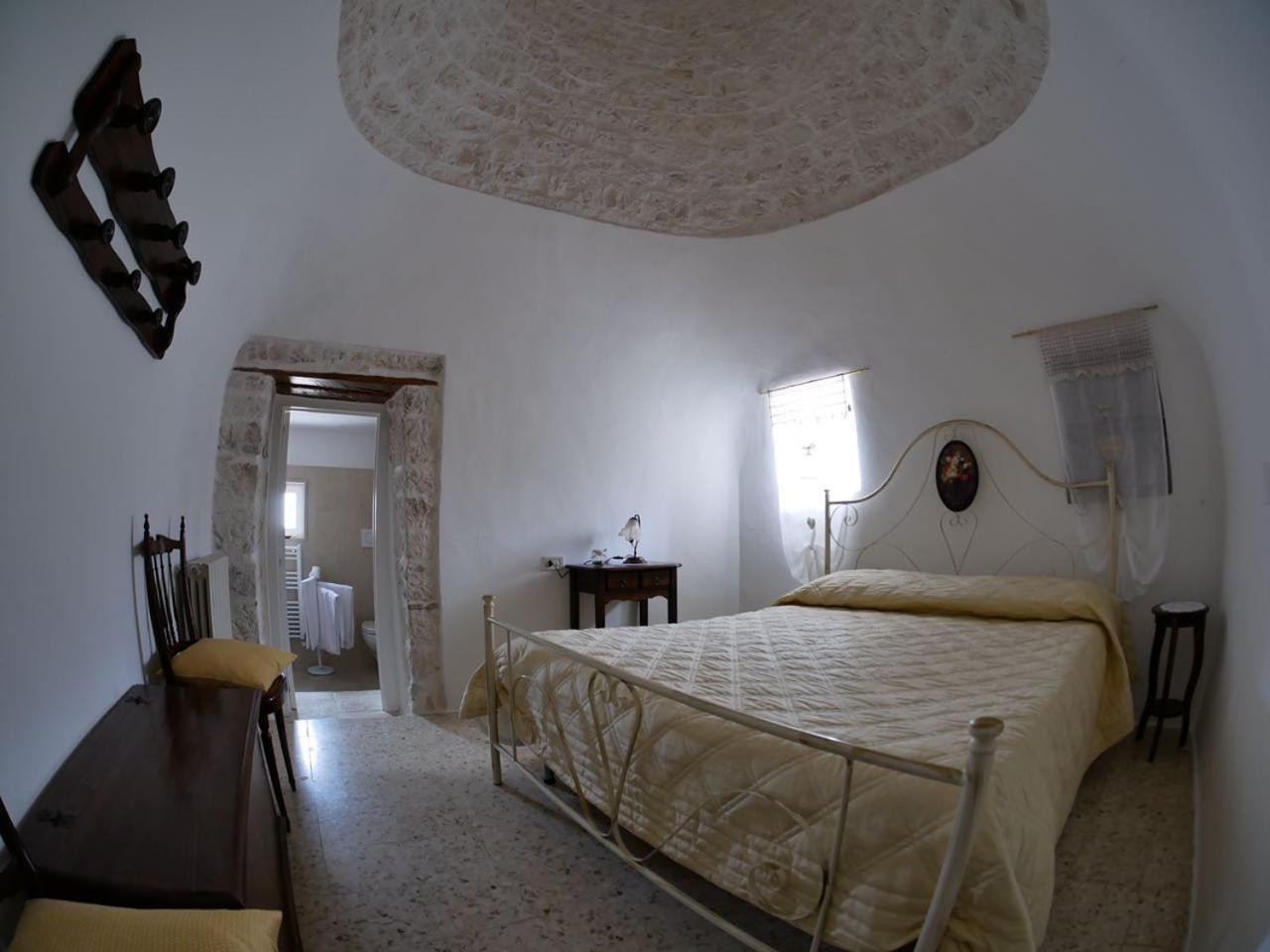 Triple Room in Trullo