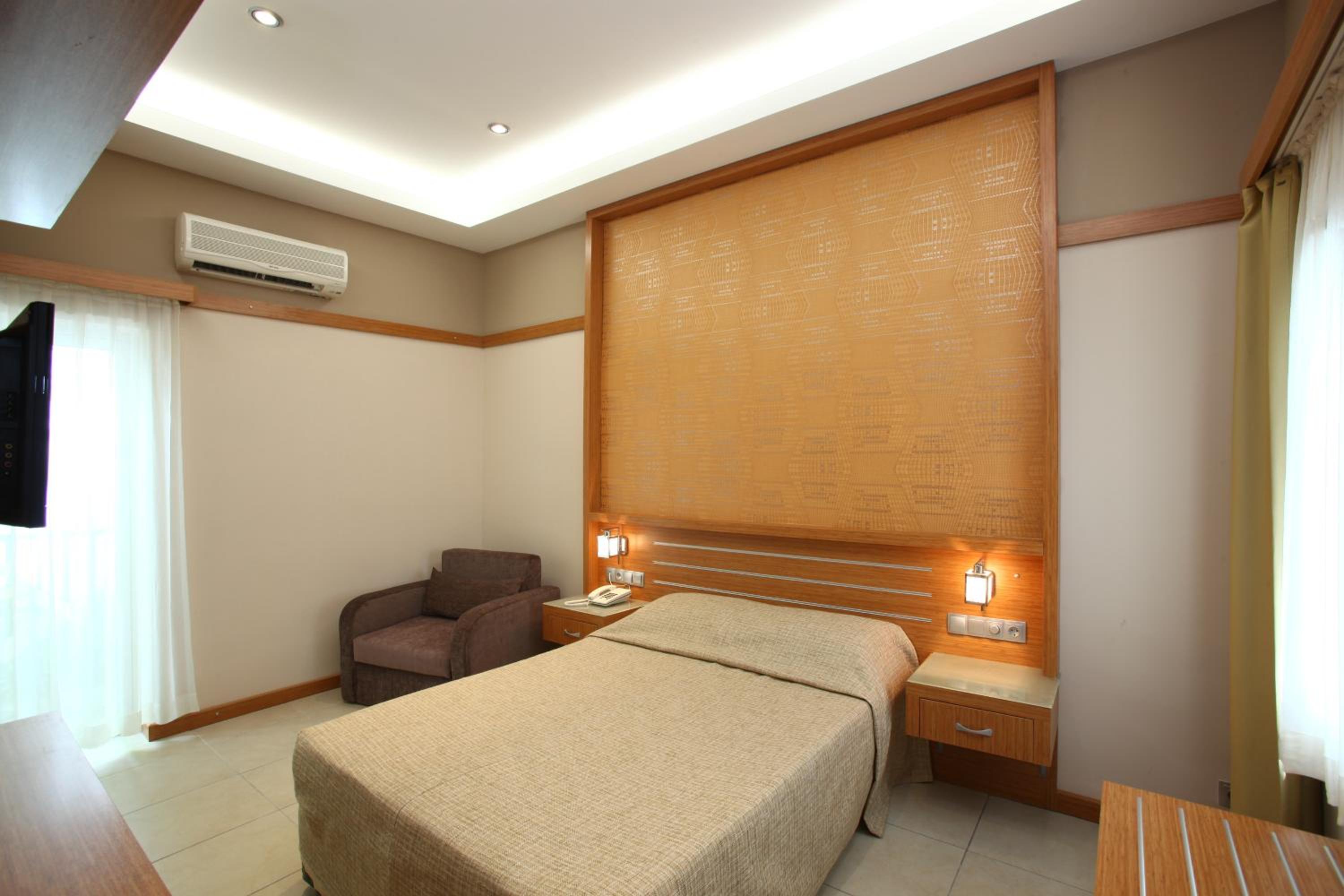 Standard  Room - Photo 4
