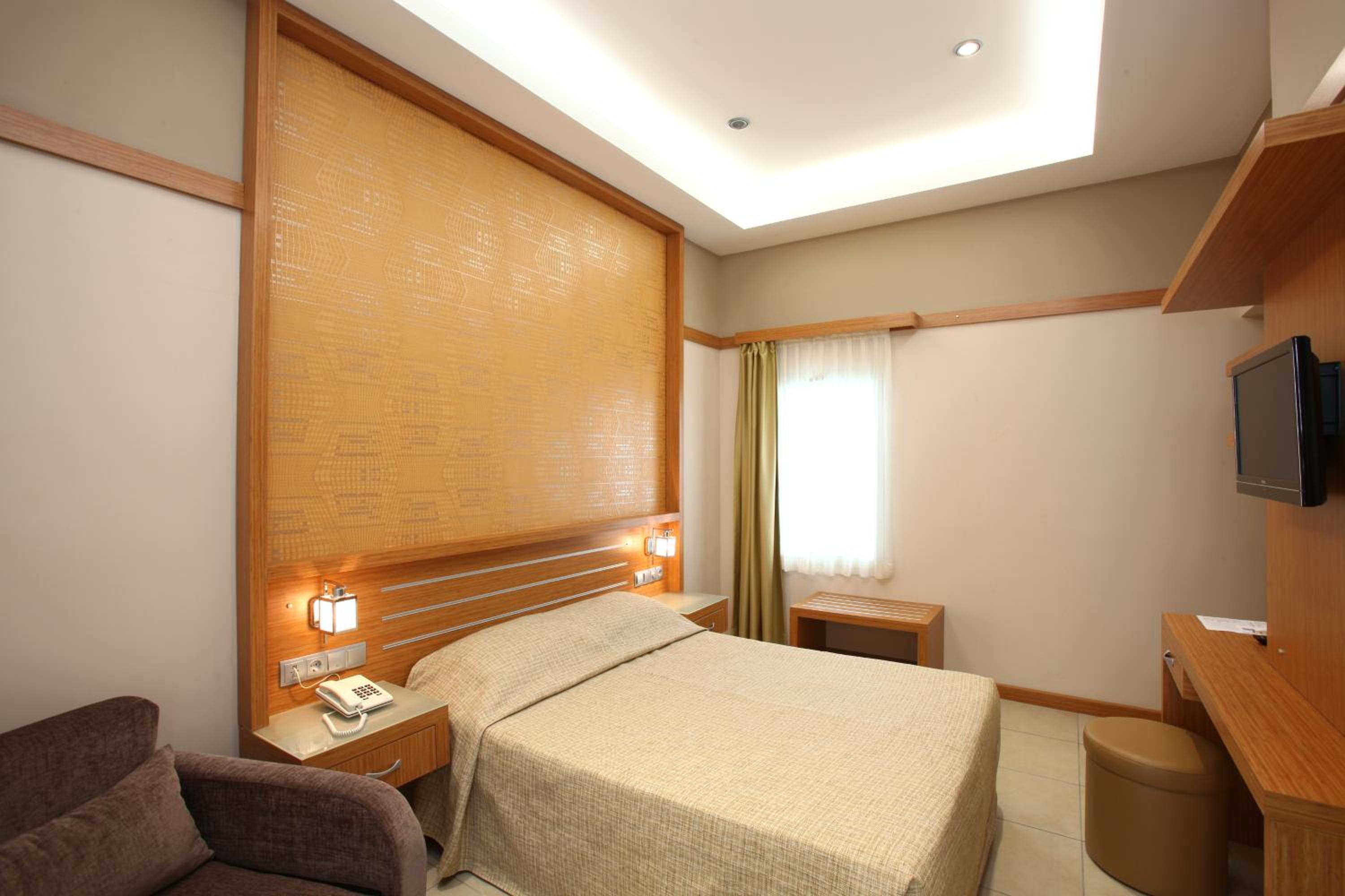 Standard  Room - Photo 3
