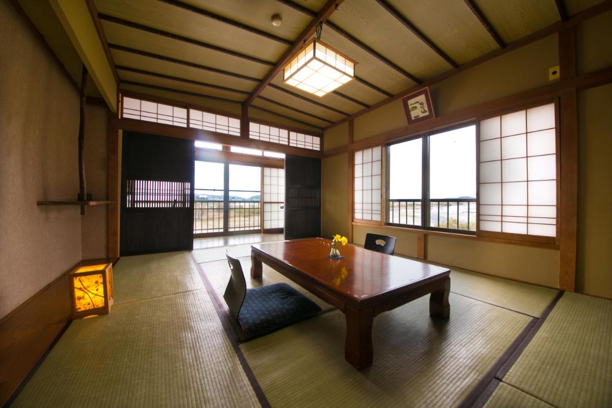 Japanese-Style Corner Room - Non-Smoking