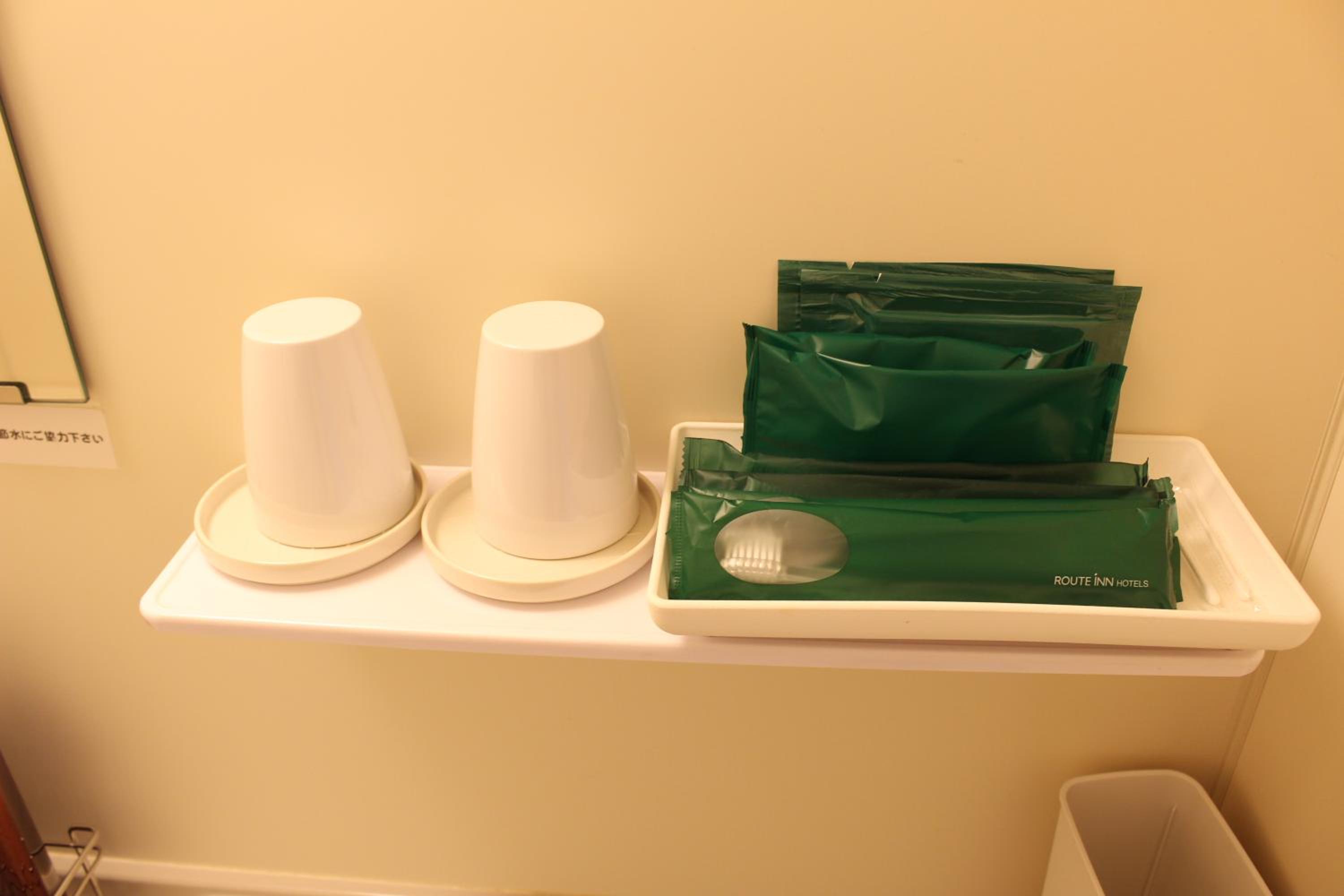 Twin Room with Private Bathroom - Smoking - Main Building - Photo 3