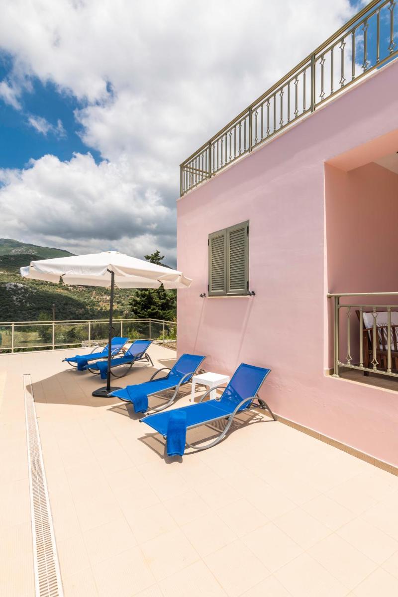 Villa with Sea View photo 3