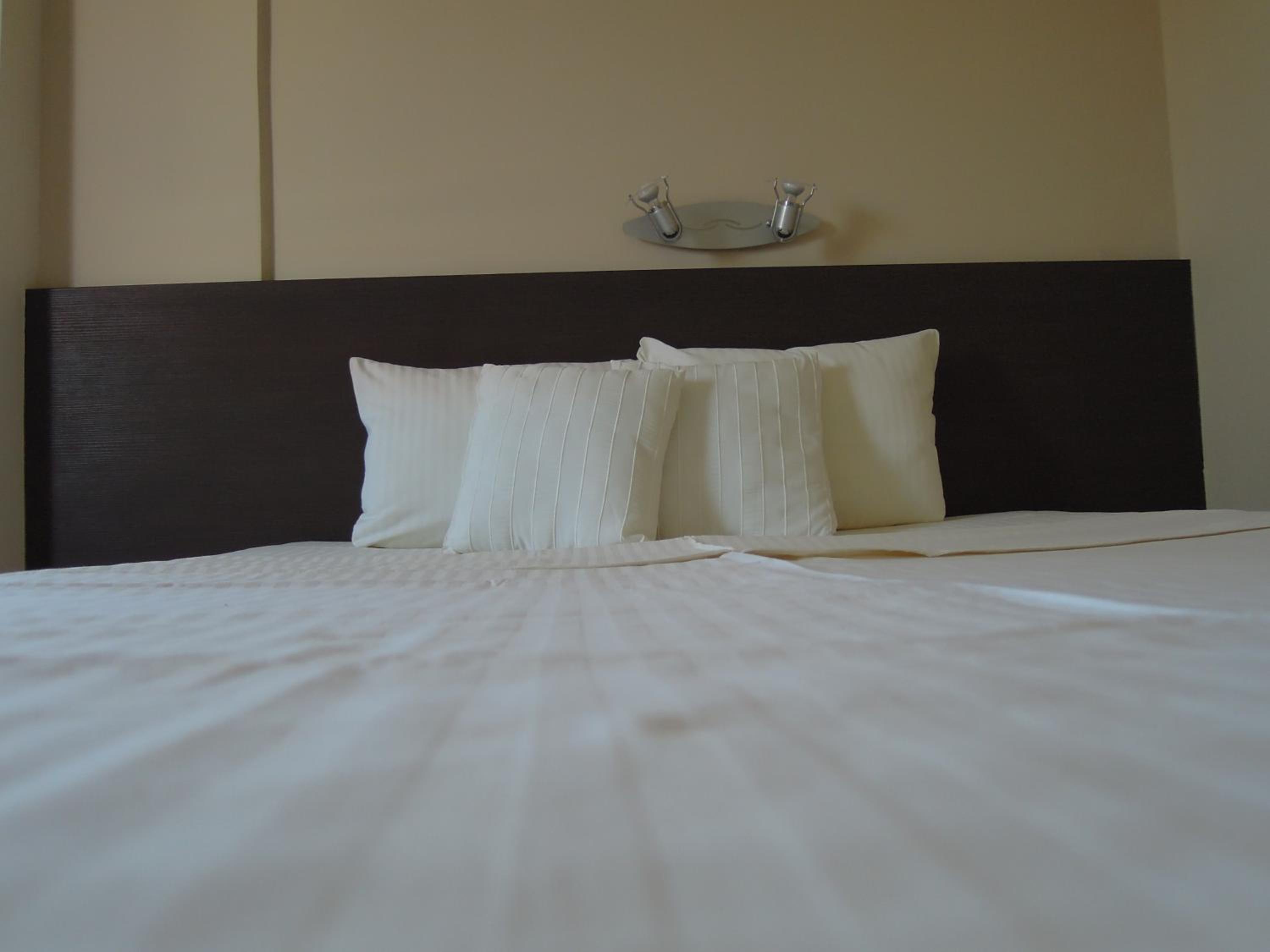 Double Room - Photo 22