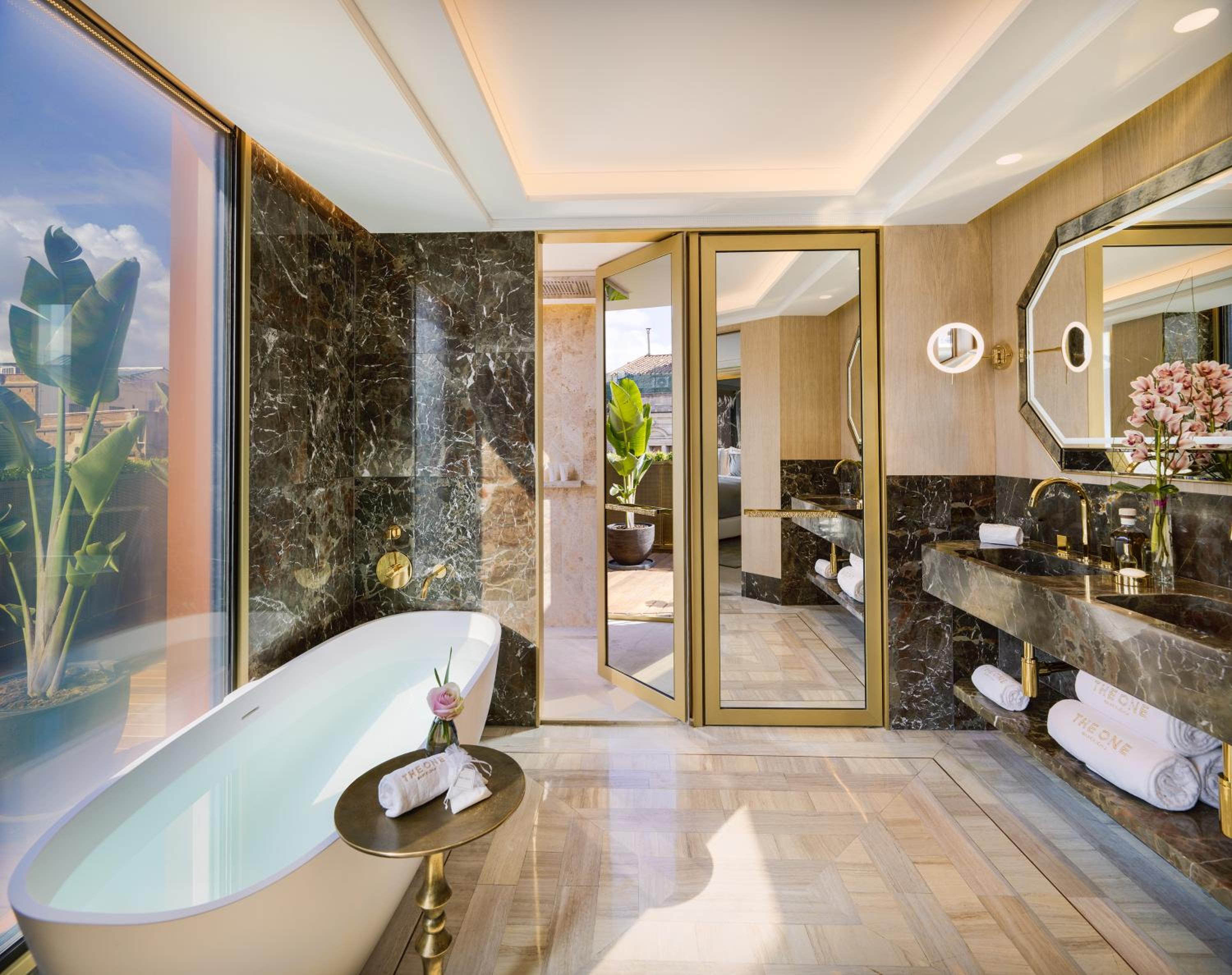 Penthouse Suite thumbnail 5