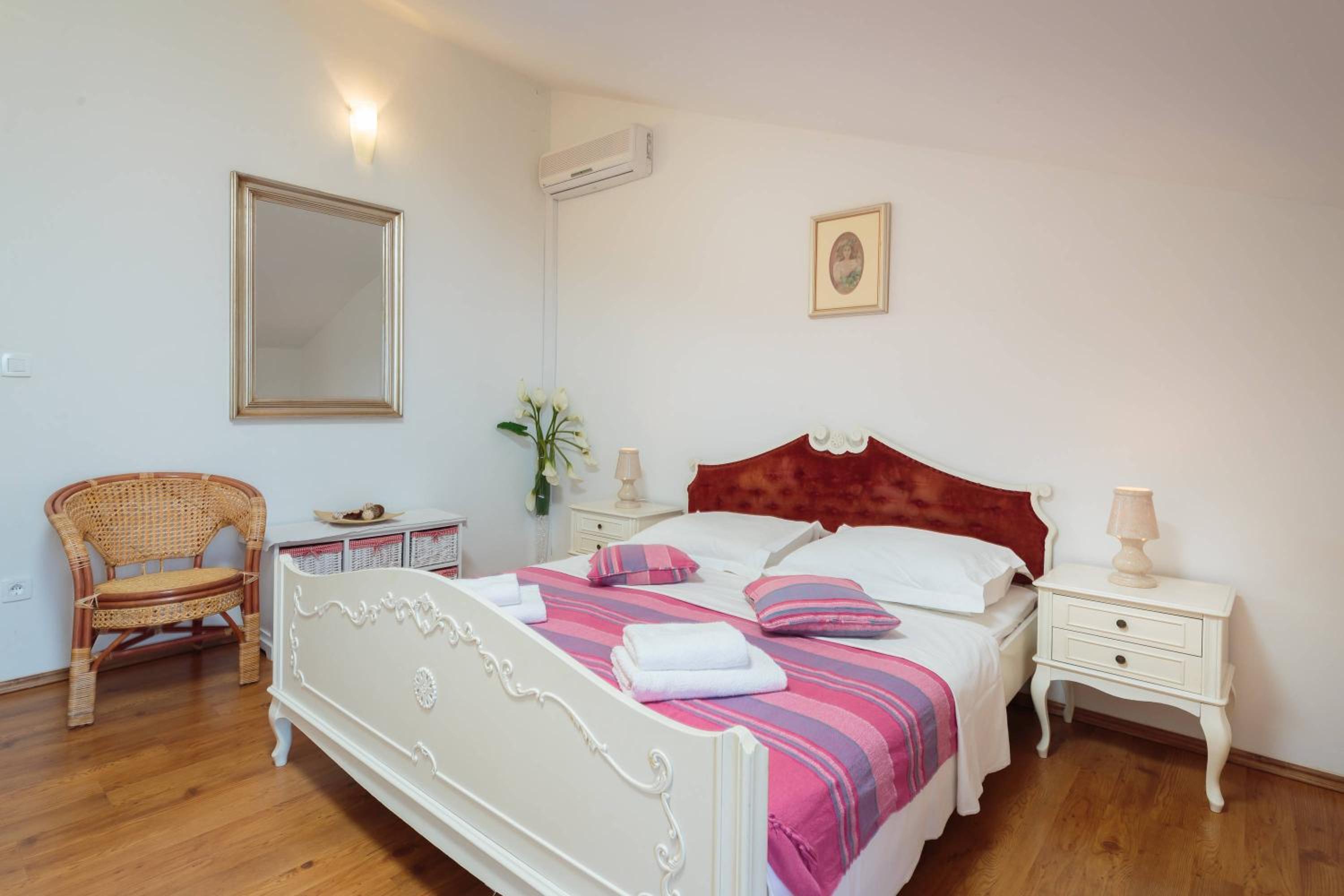 Two-Bedroom Apartment with Sea View photo 2