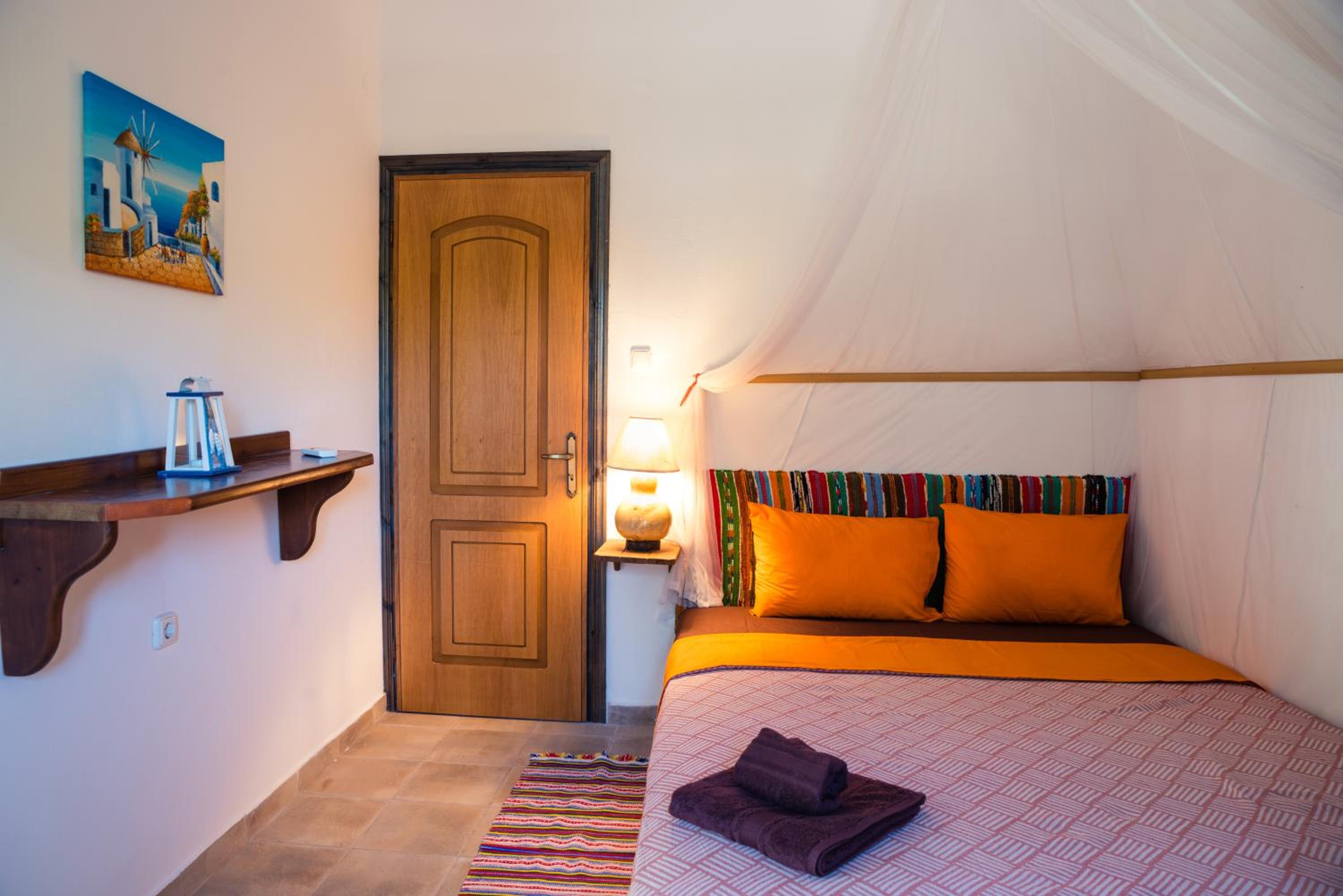 Three-Bedroom Villa photo 1
