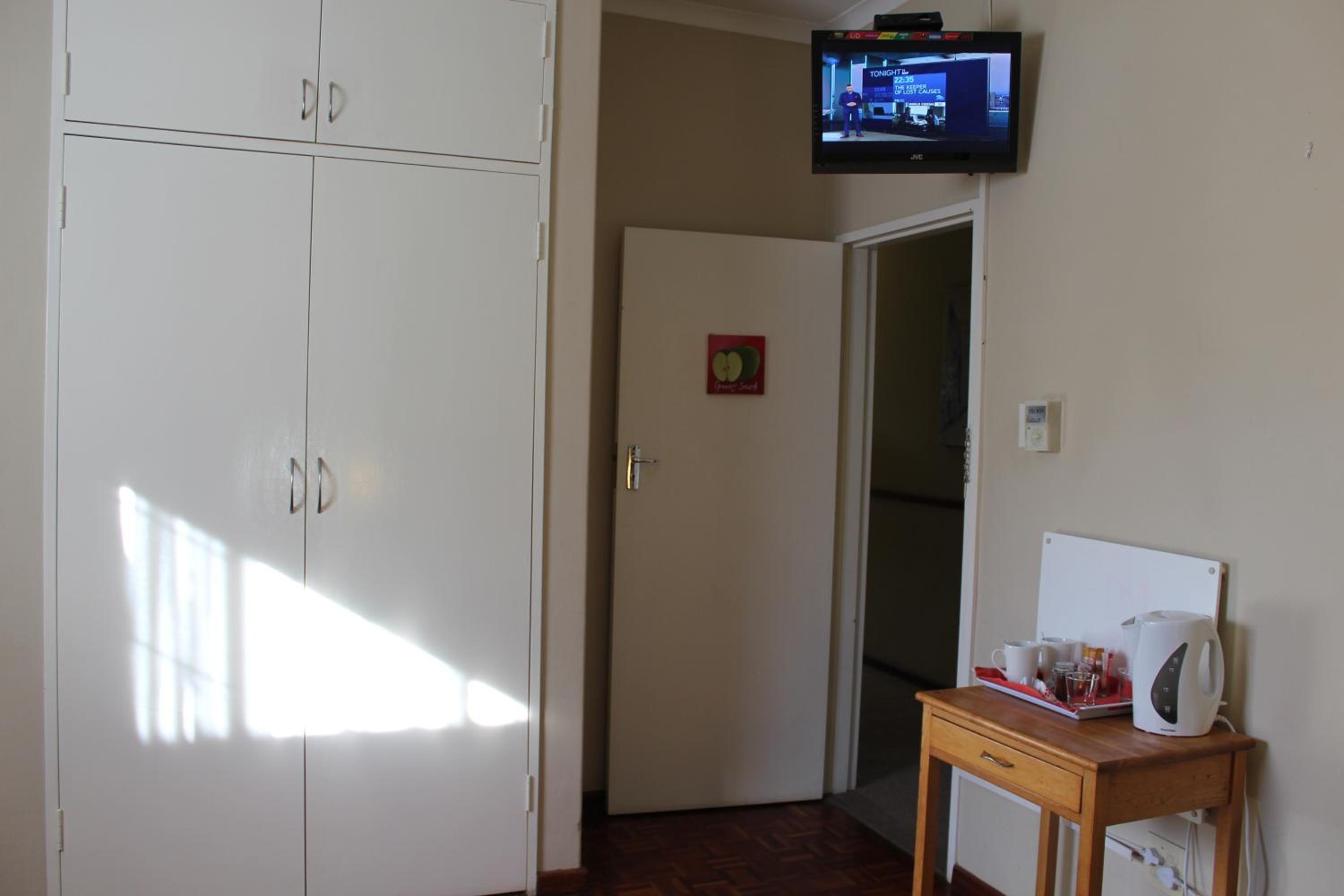 Standard Twin Room photo 1