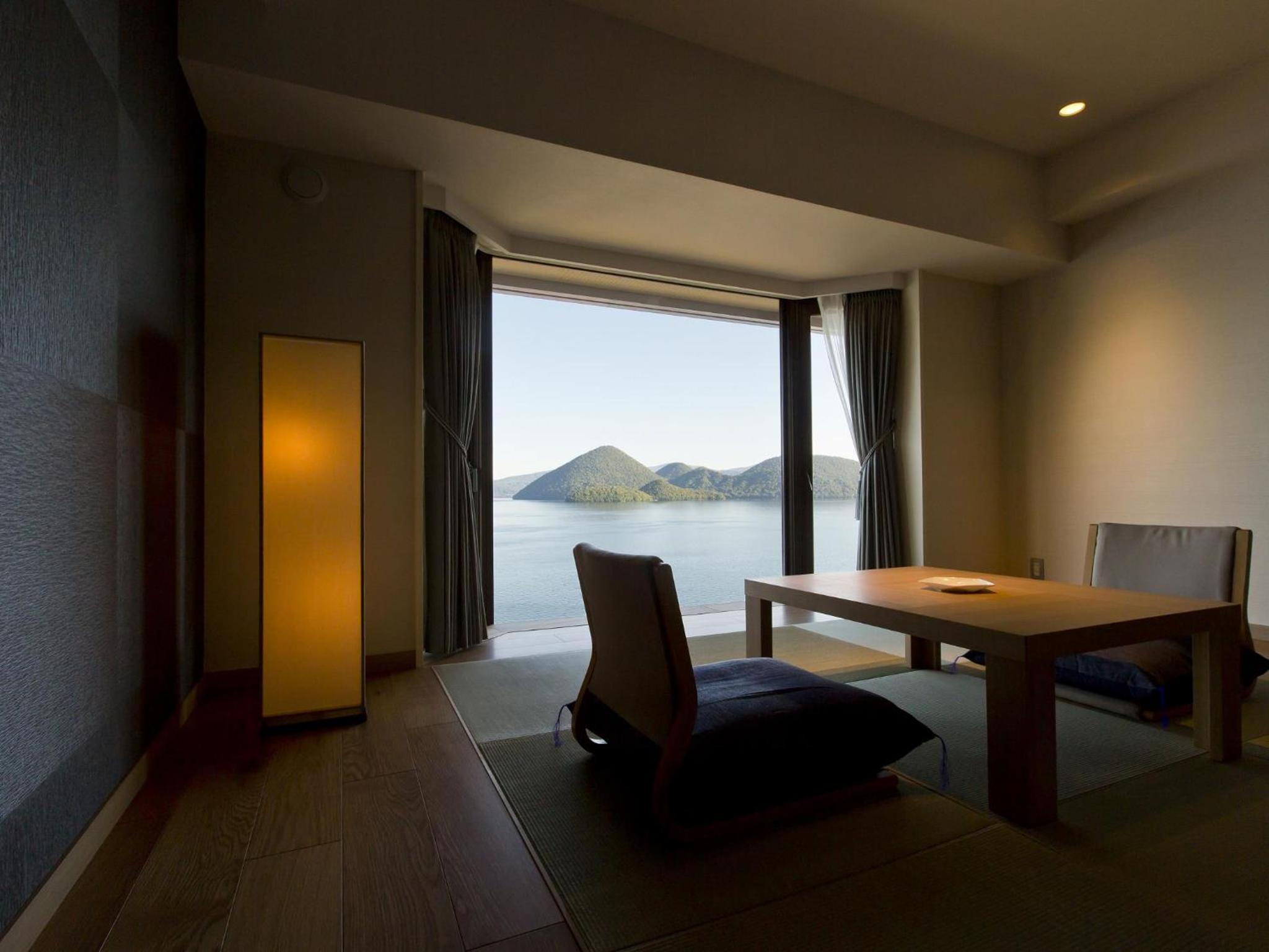 Room with Tatami Area & Shower - Non-Smoking(Buffet Dinner & Breakfast Included) photo 3