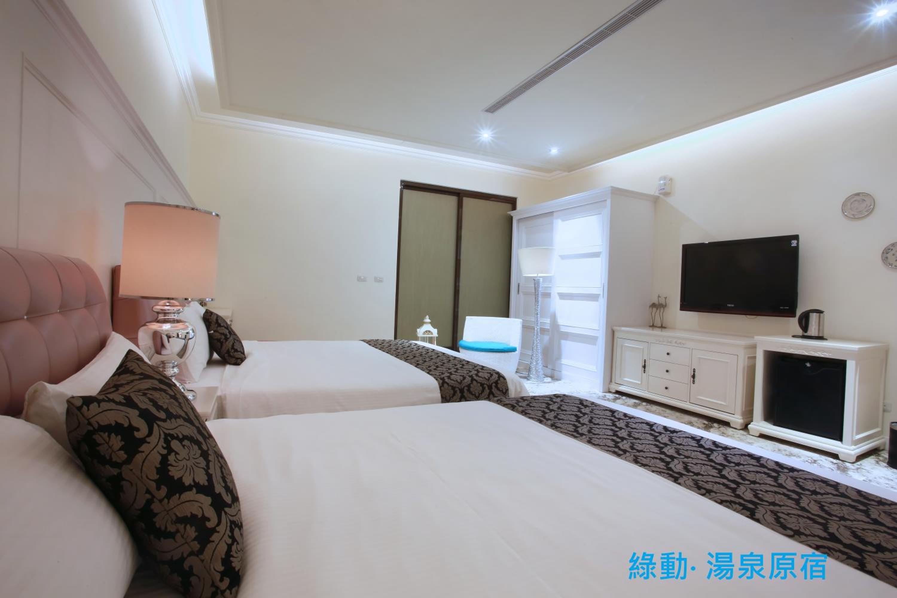 Deluxe Family Room - Photo 4