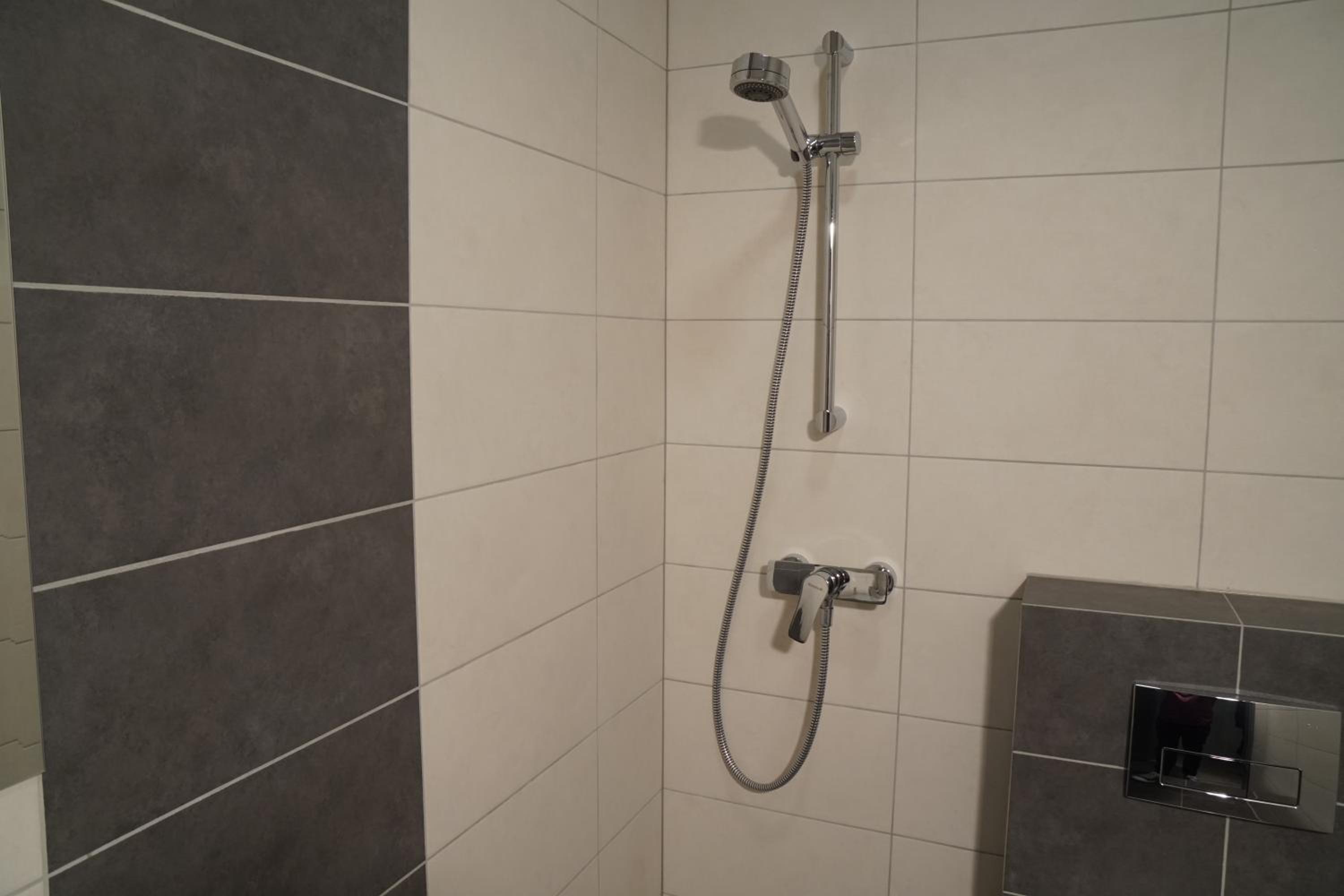 Twin Room - Photo 5
