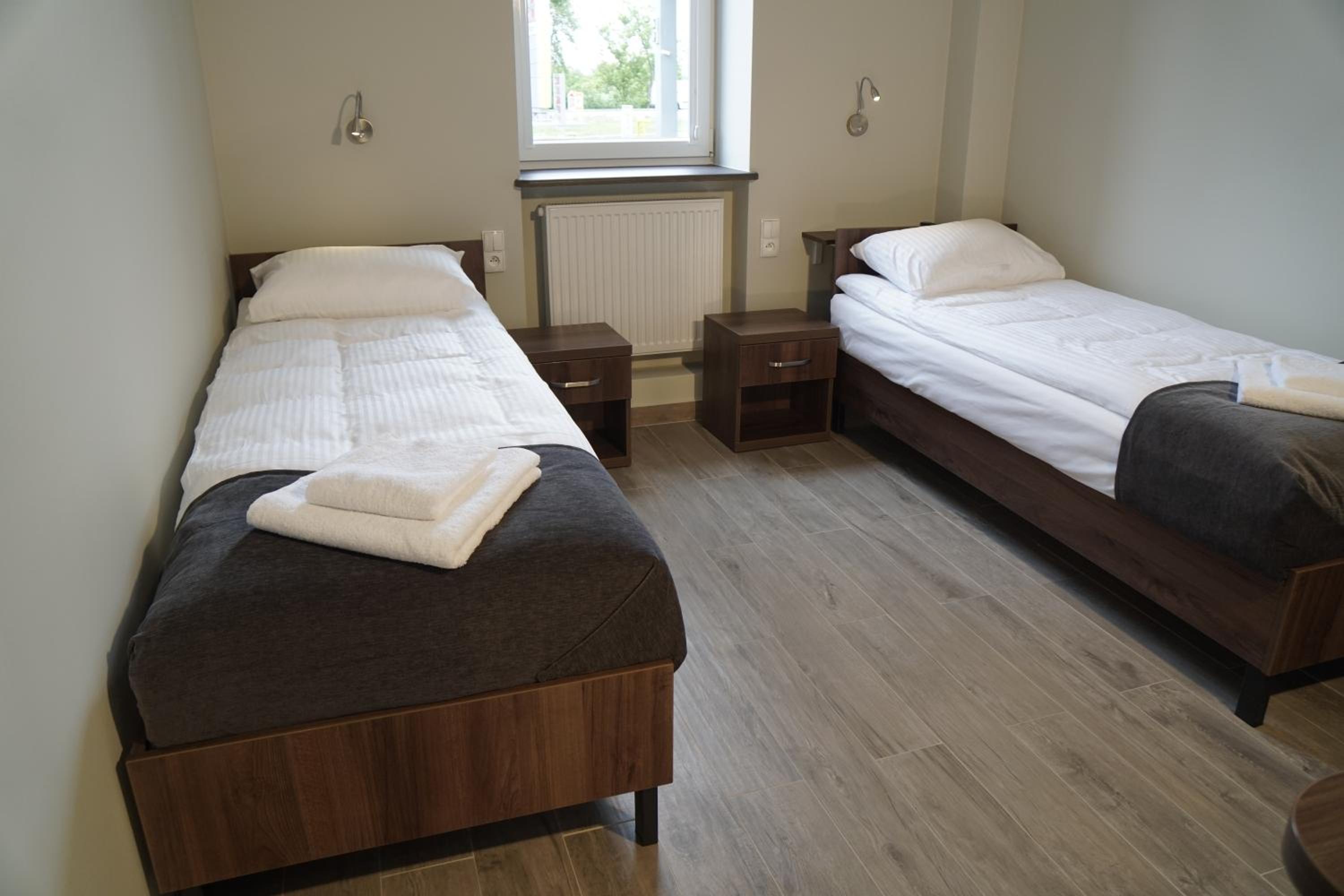 Twin Room - Photo 4
