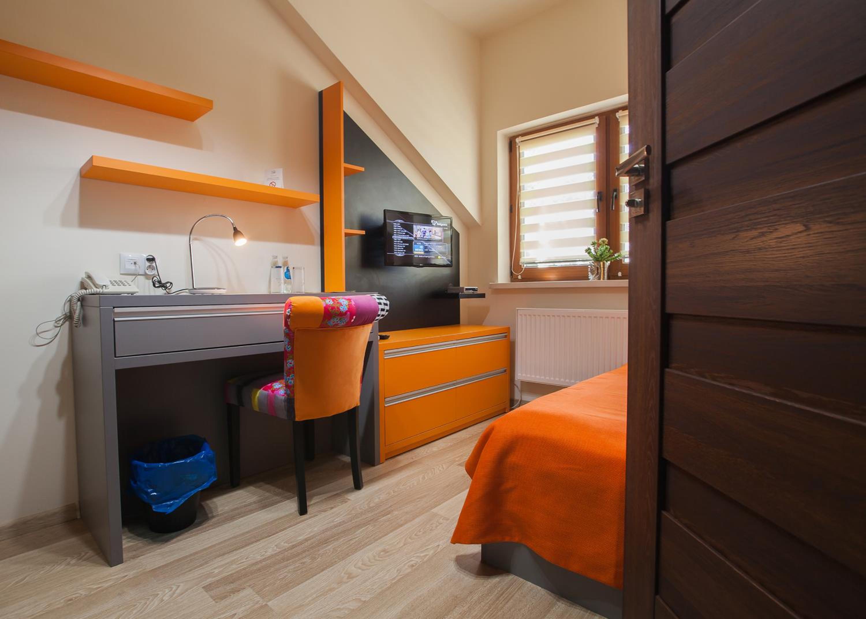 Single Room photo 2