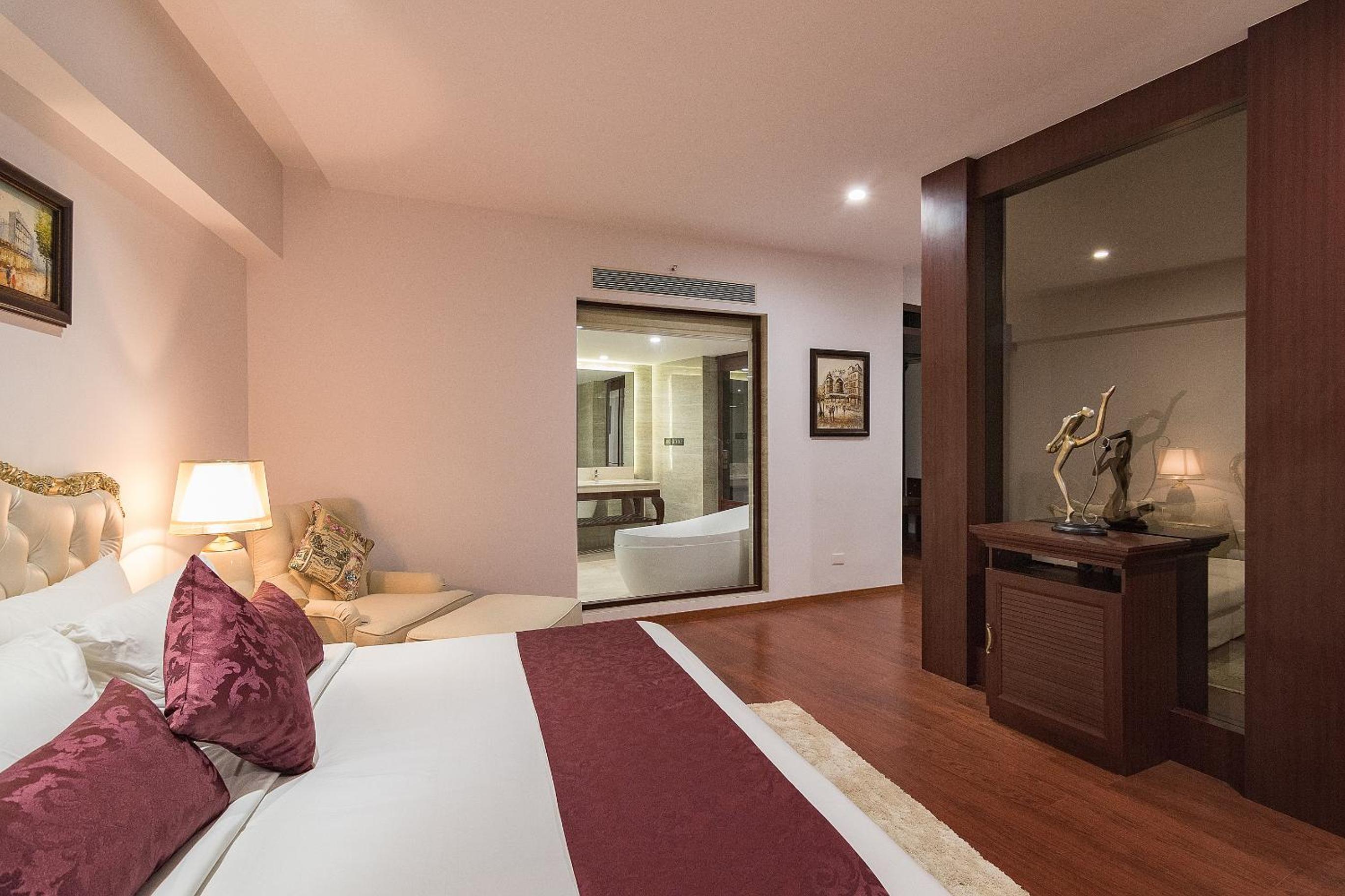 Executive Suite