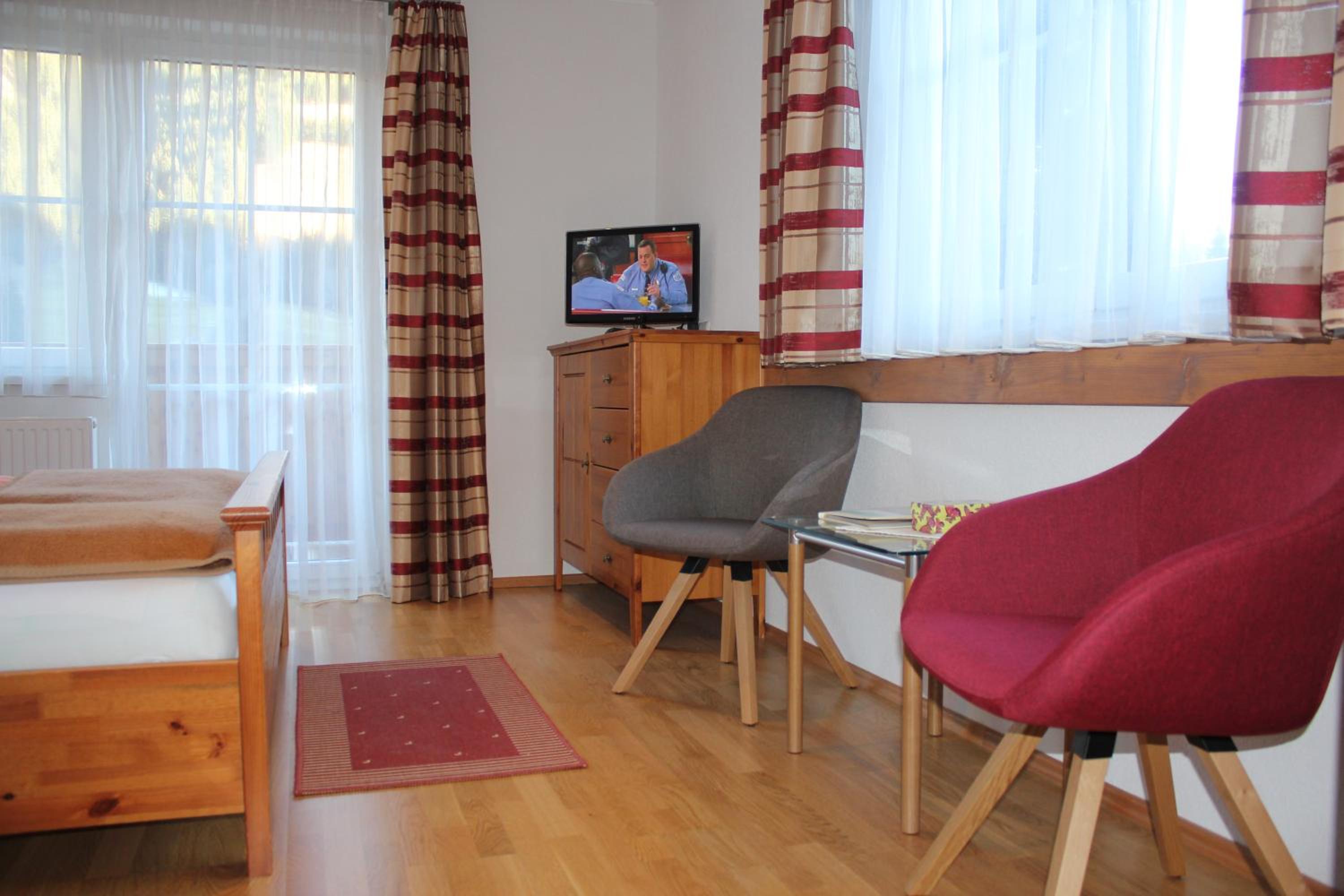 Deluxe Double Room with Shower photo 1