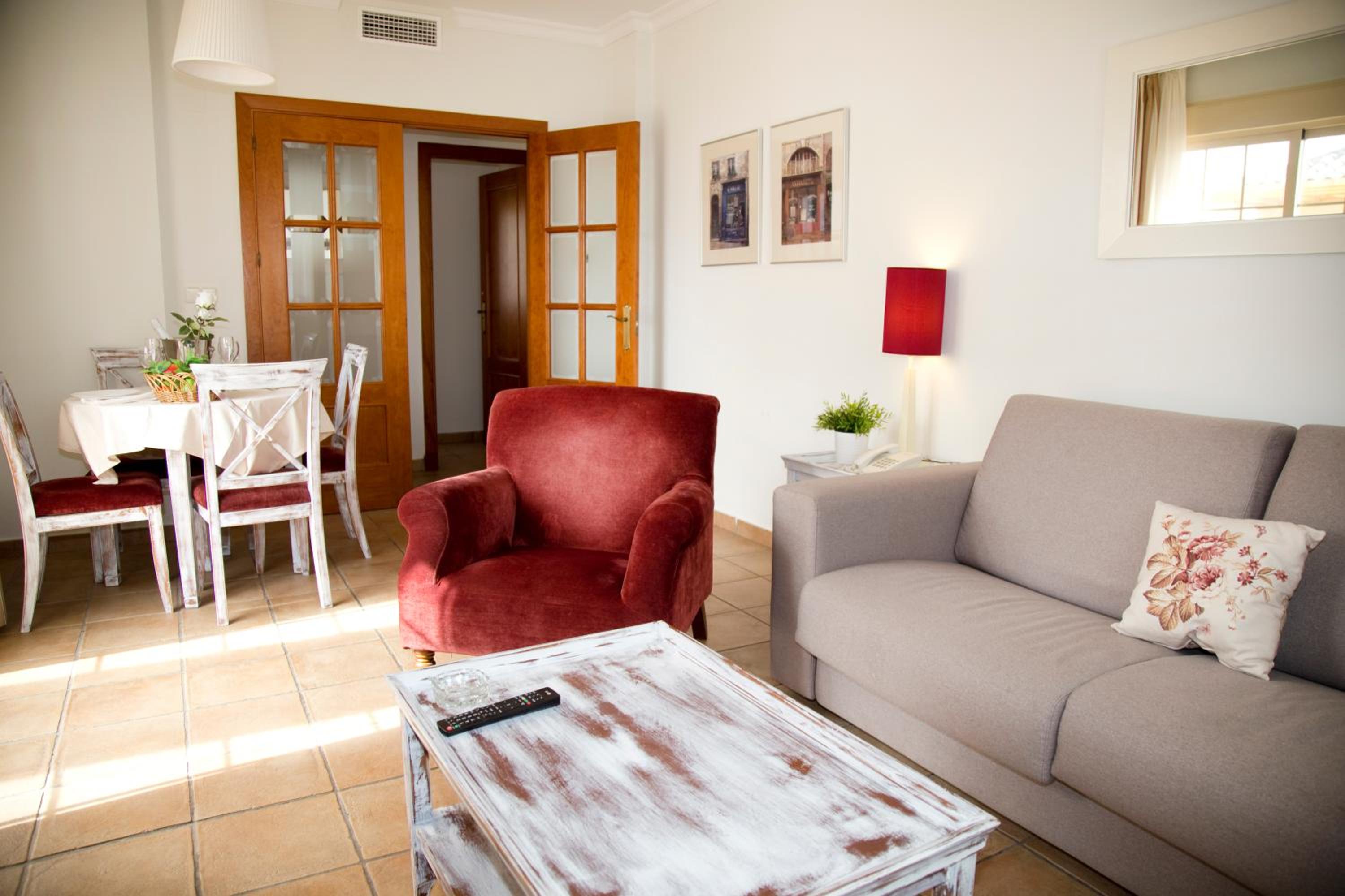 One-Bedroom Apartment (2 Adults) - Photo 7