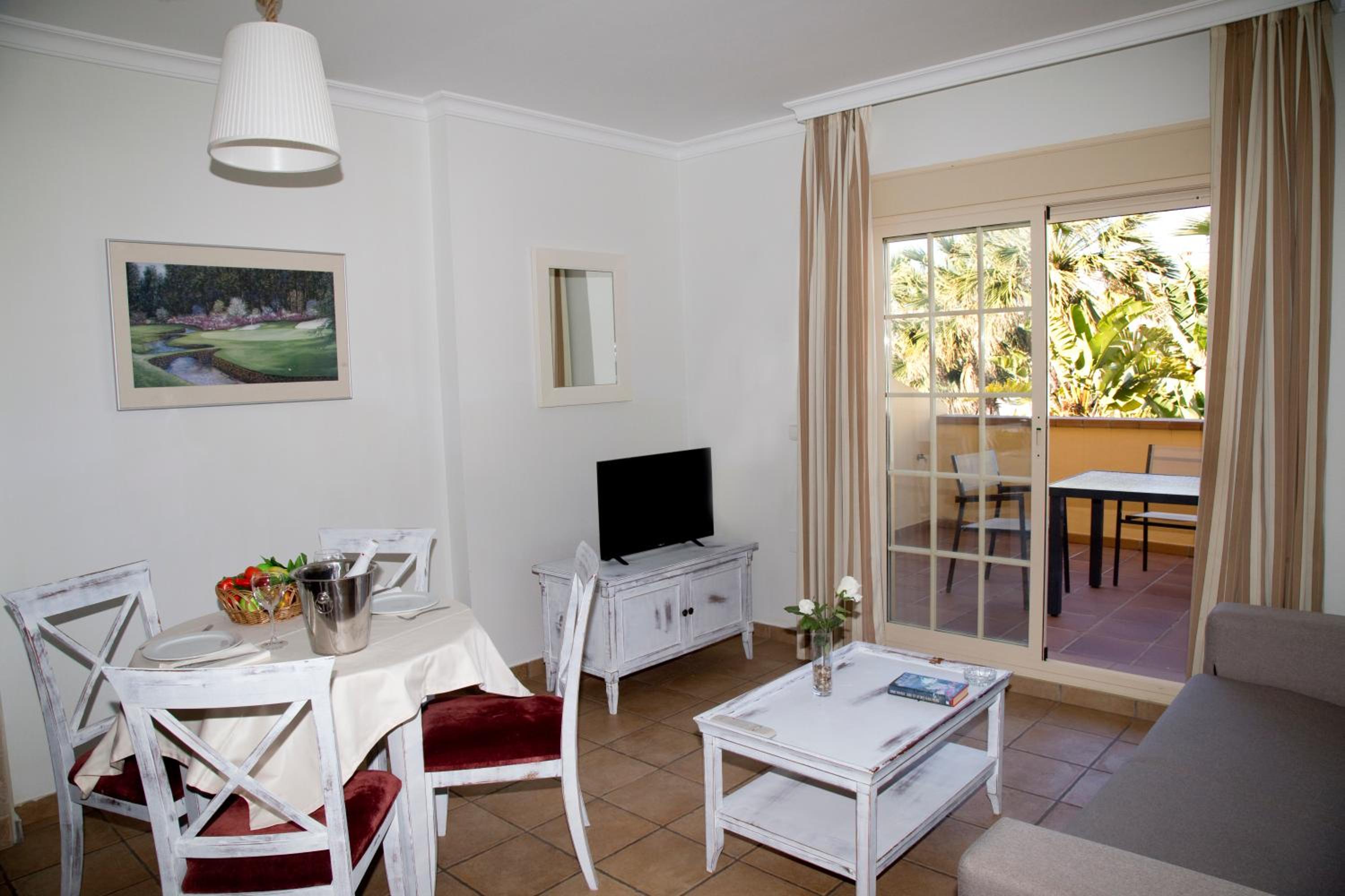 Two-Bedroom Apartment - Penthouse - Photo 13