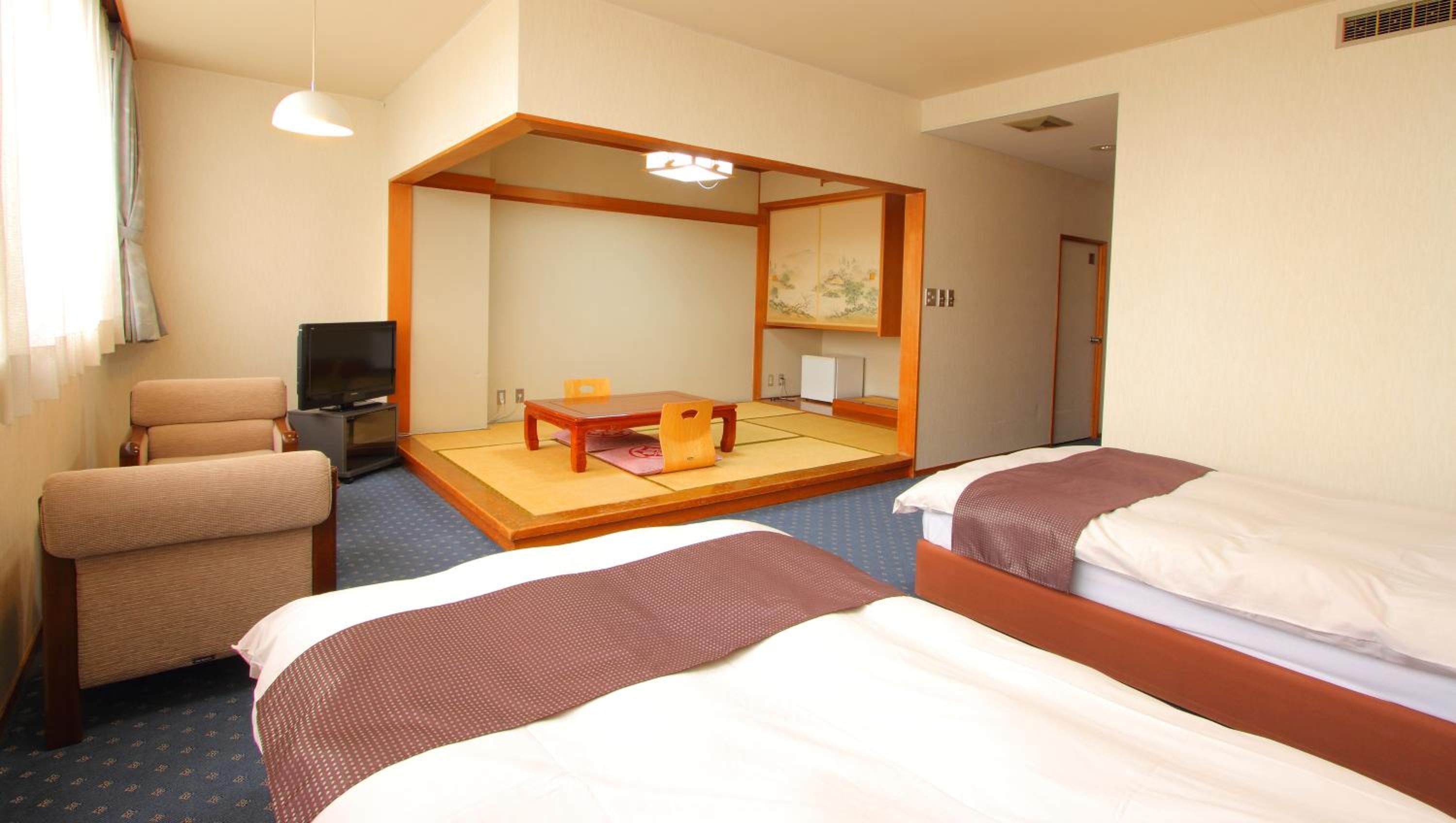 Twin Room with Tatami Area photo 2