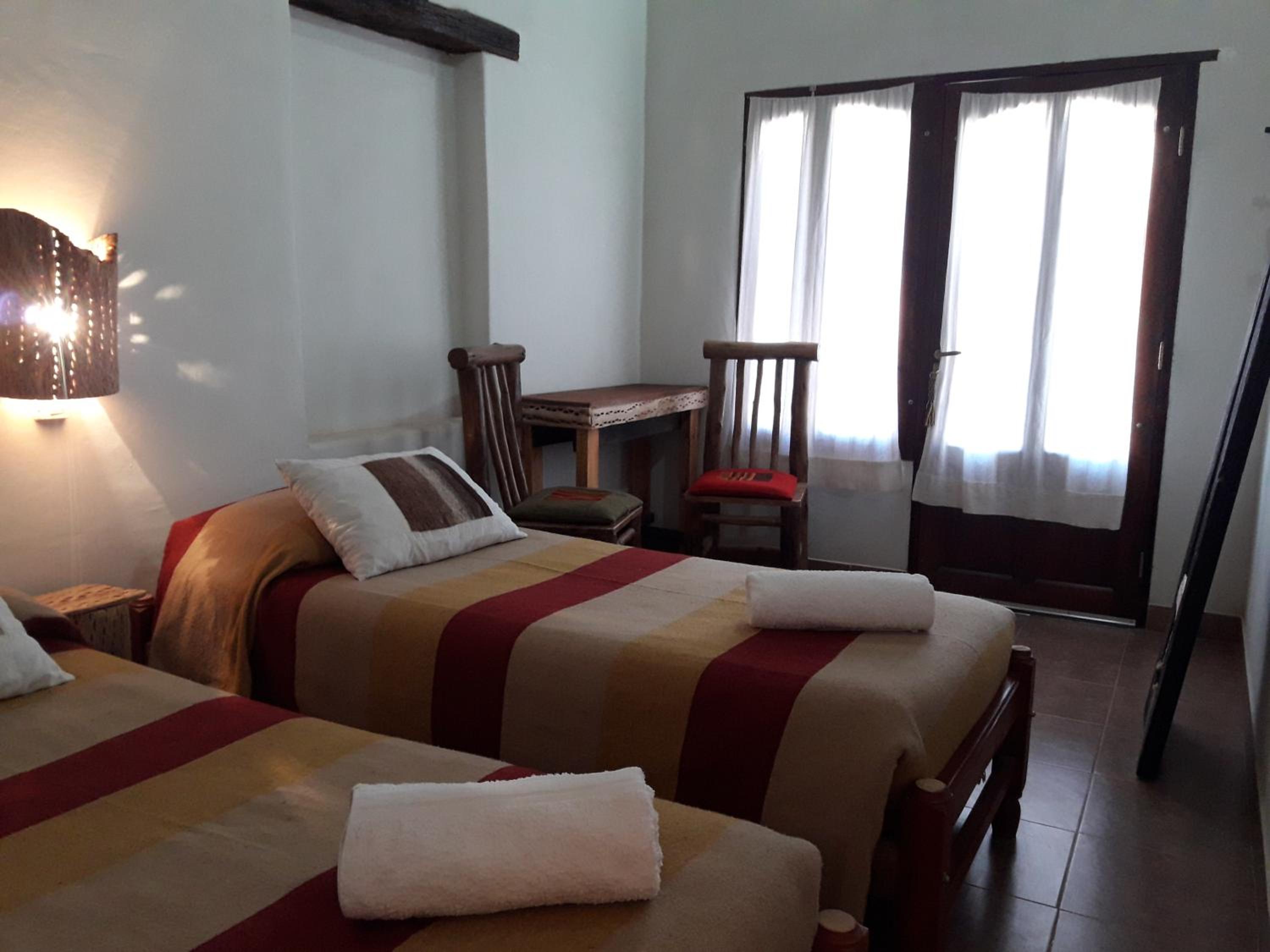 Standard Twin Room photo 2