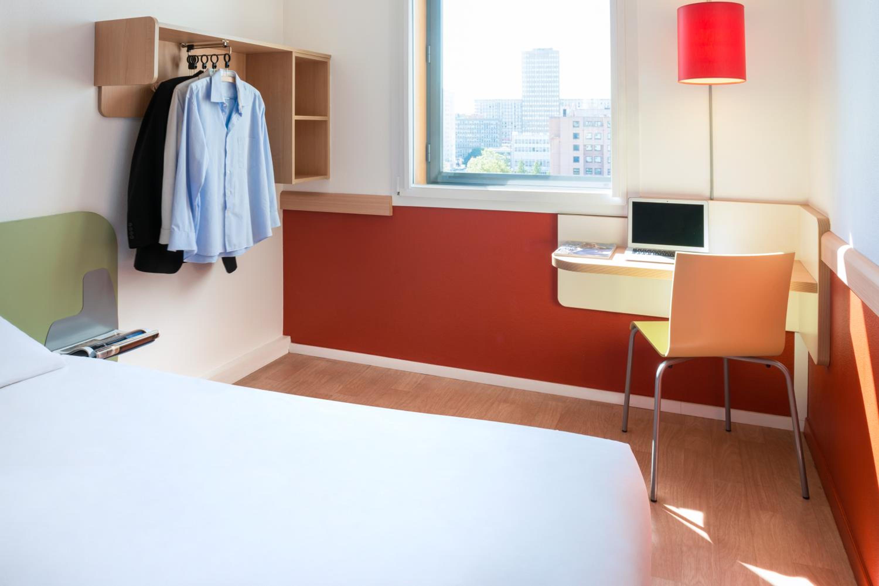 Standard Queen Room - Photo 3