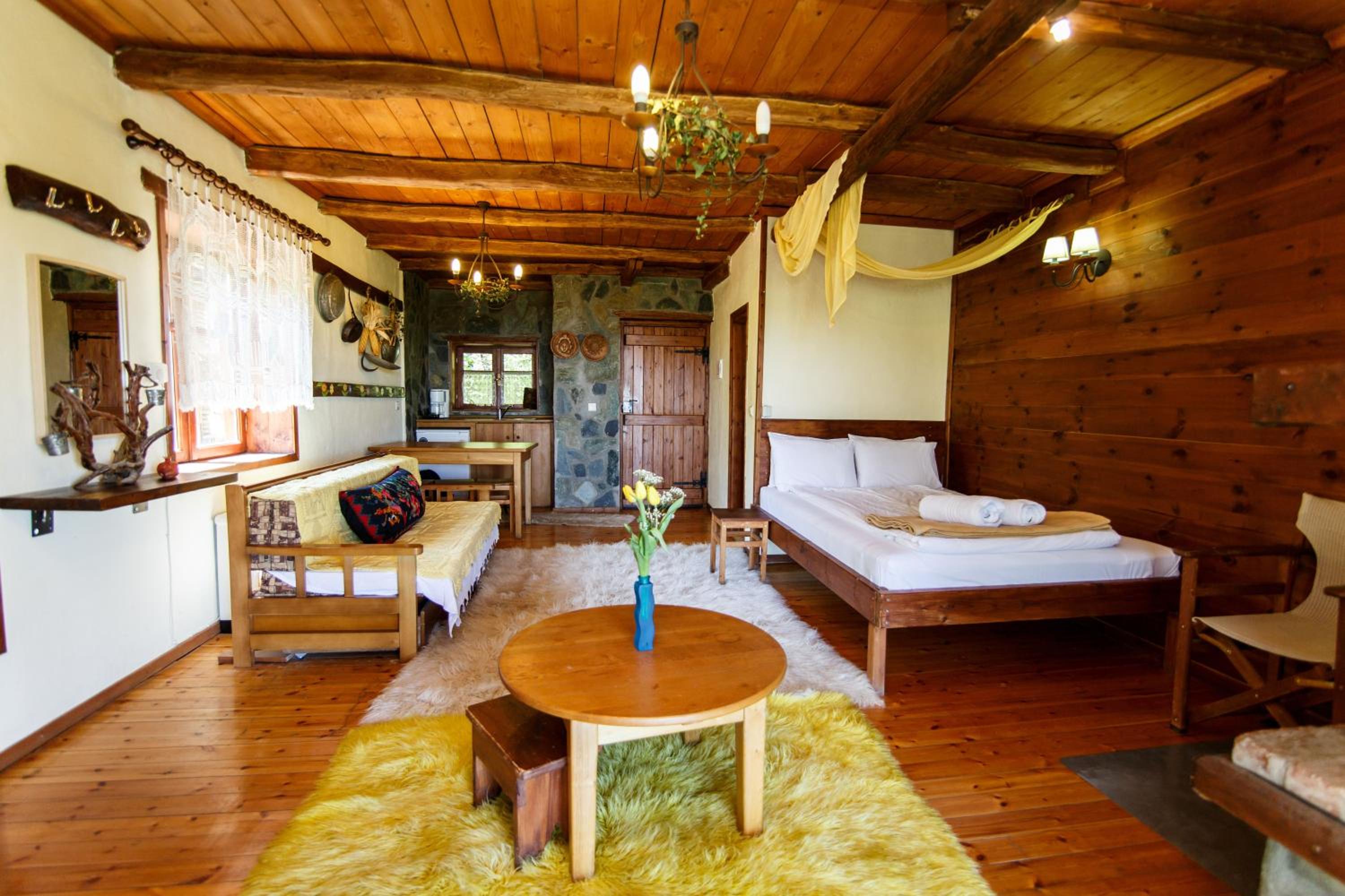 Suite with Panoramic View - Photo 8