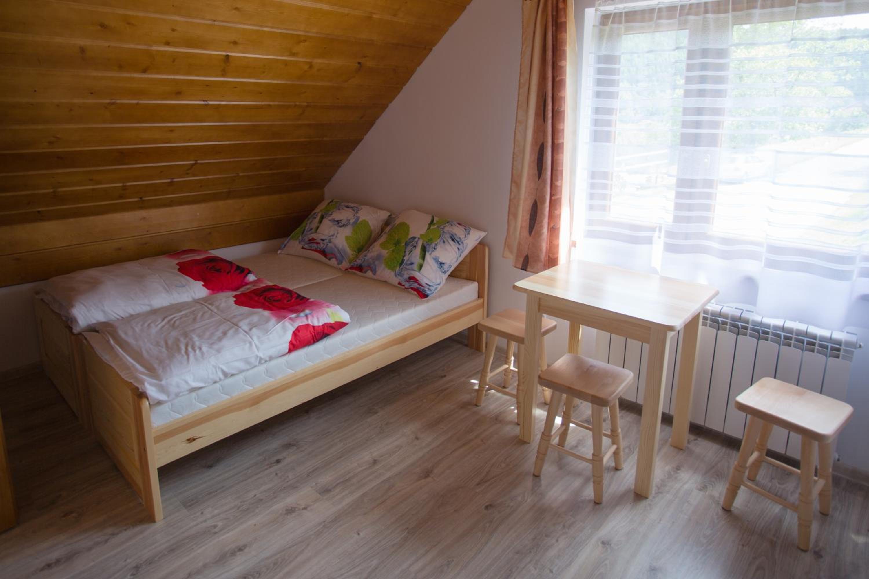 Quadruple Room with Private Bathroom photo 3