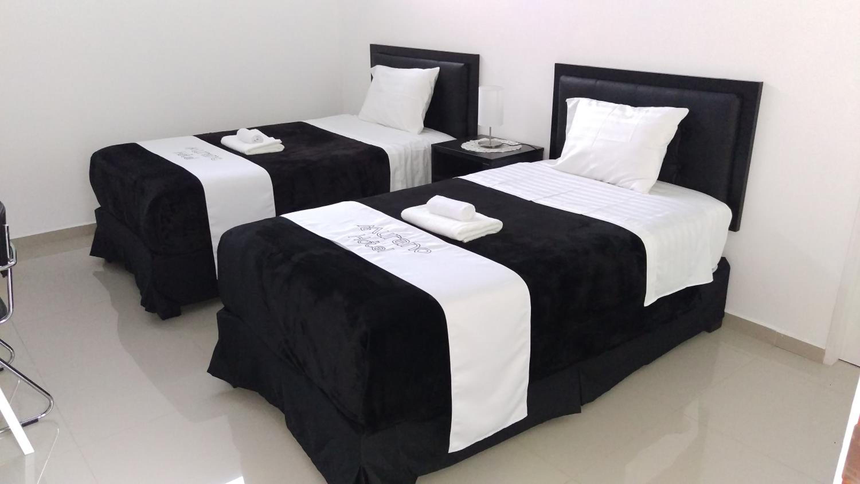 Twin Room with Private Bathroom photo 2