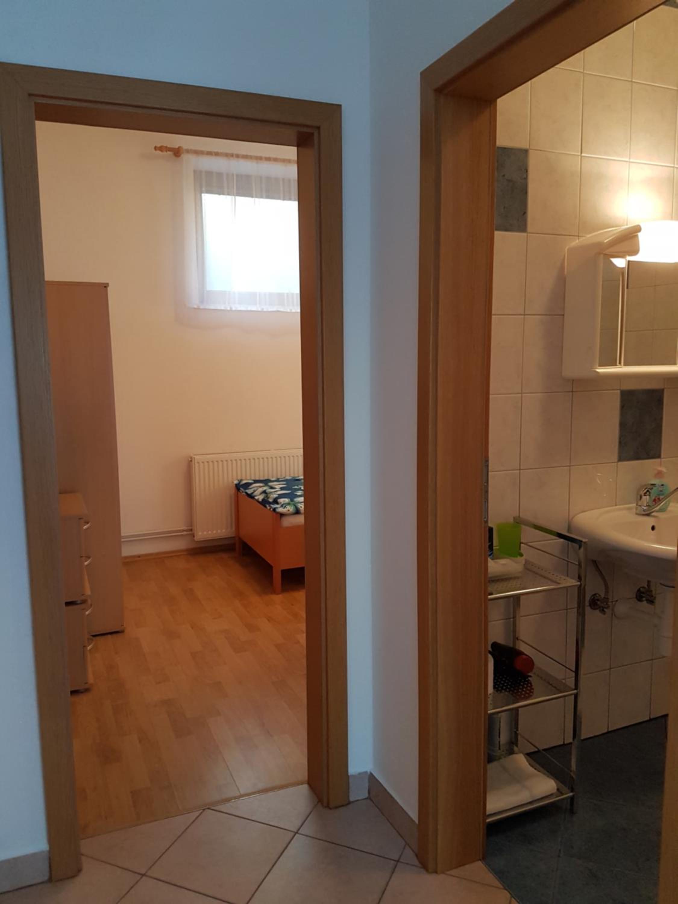 Apartment photo 2
