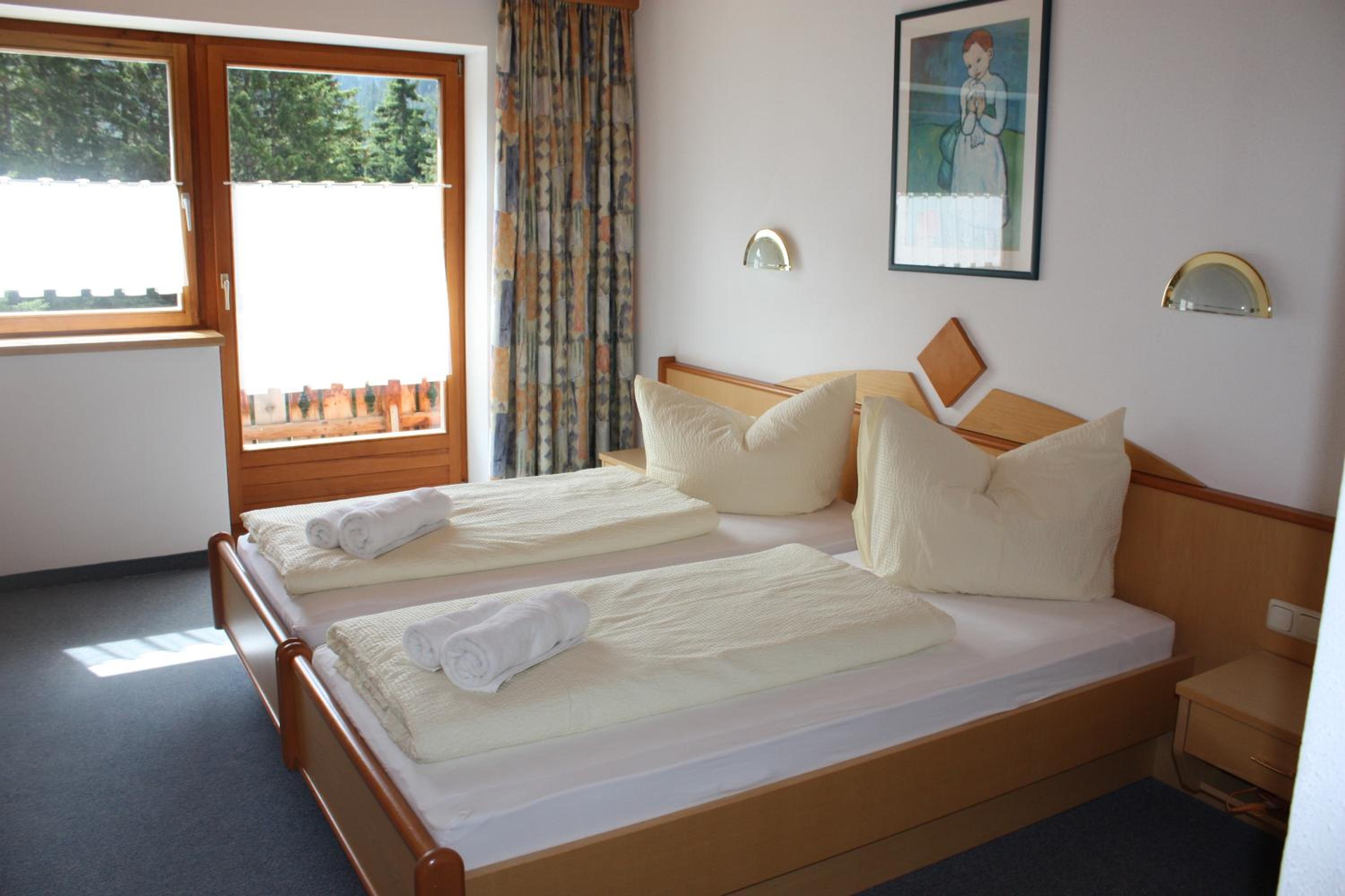 Double or Twin Room with Balcony photo 1