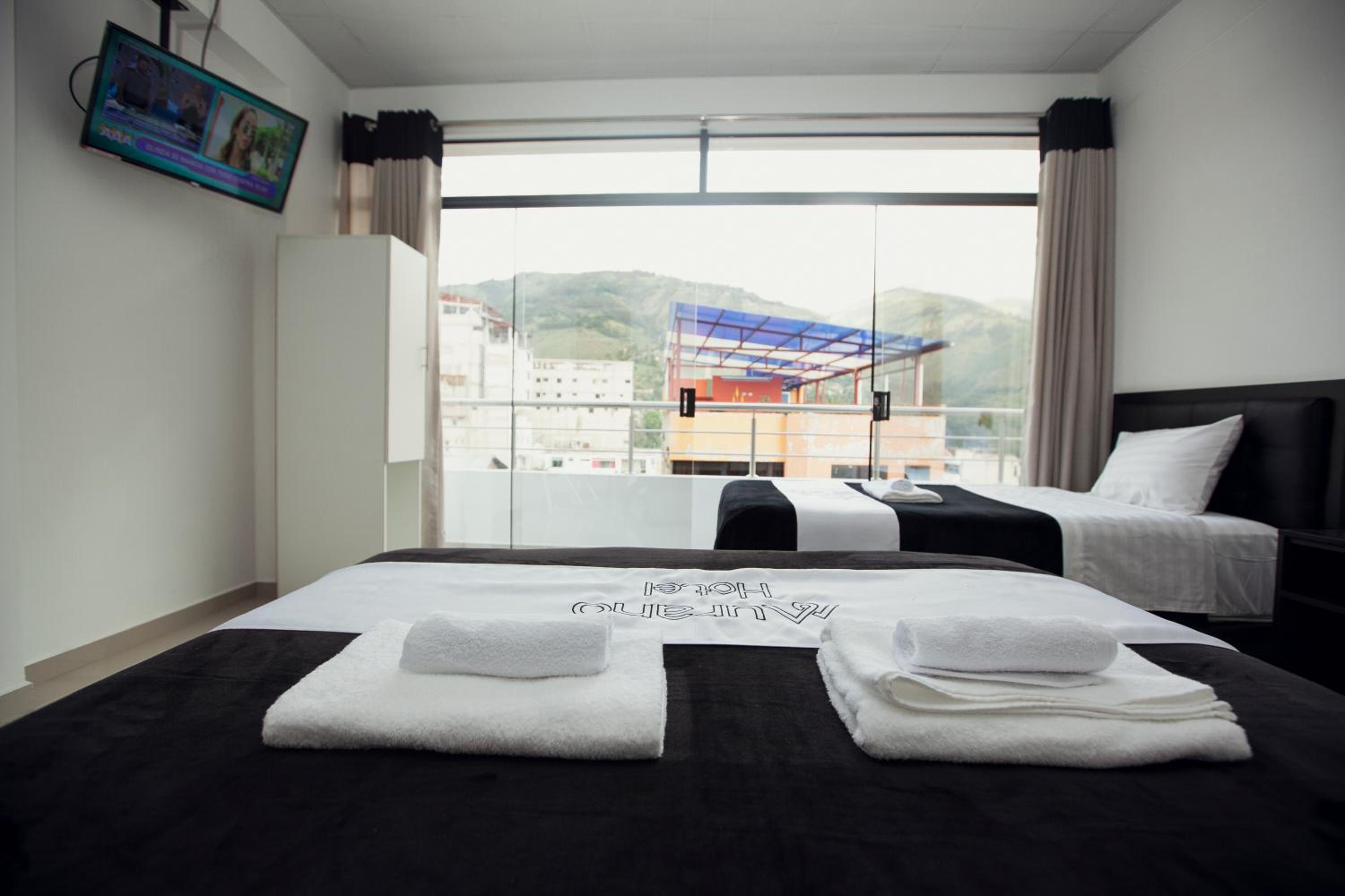 Twin Room with Balcony photo 3
