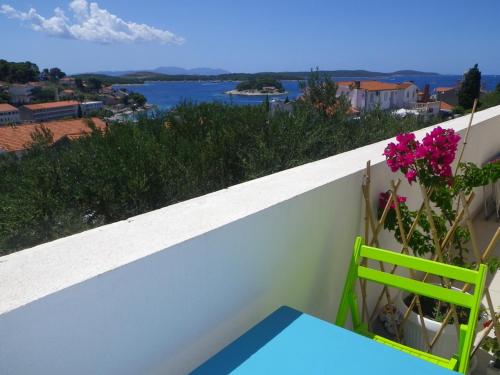 Apartment with Sea View photo 2